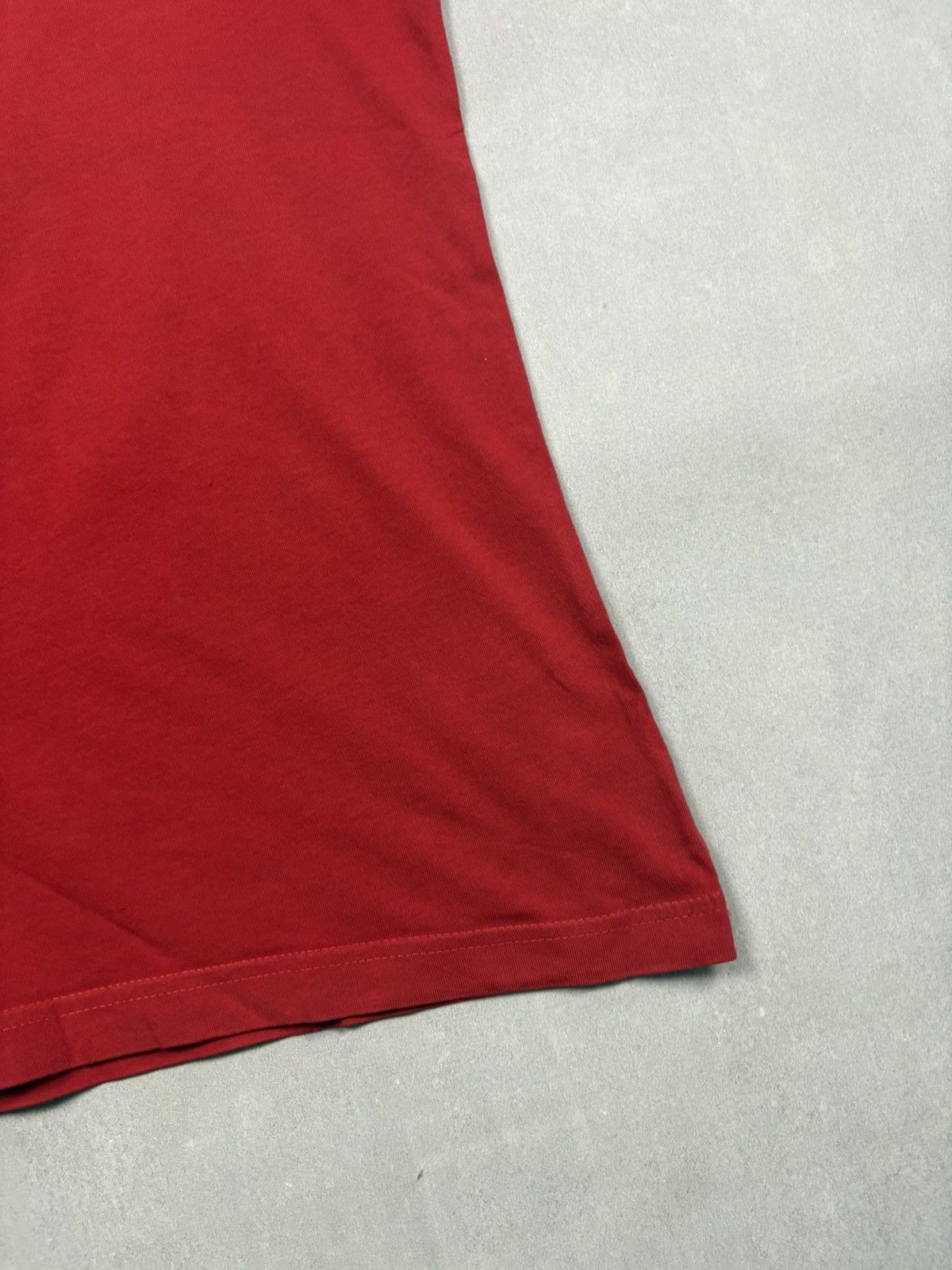 Oakley Oakley Vintage Red Spell Out T Shirt Hype Big Logo Y2K 00s Size US M / EU 48-50 / 2 - 10 Thumbnail
