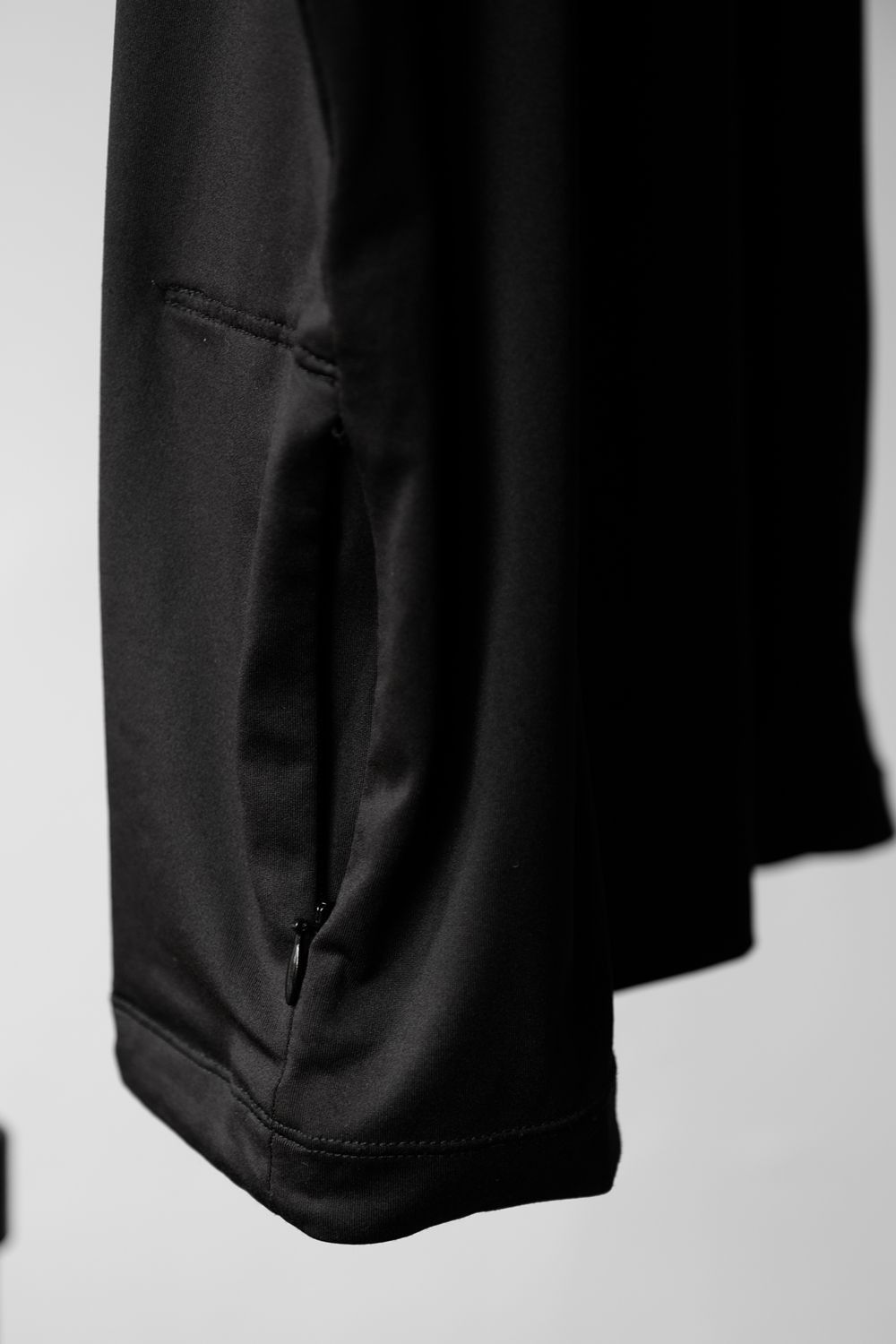 Other BROWNYARD Balance Sleeveless,Black Size US XL / EU 56 / 4 - 5 Thumbnail