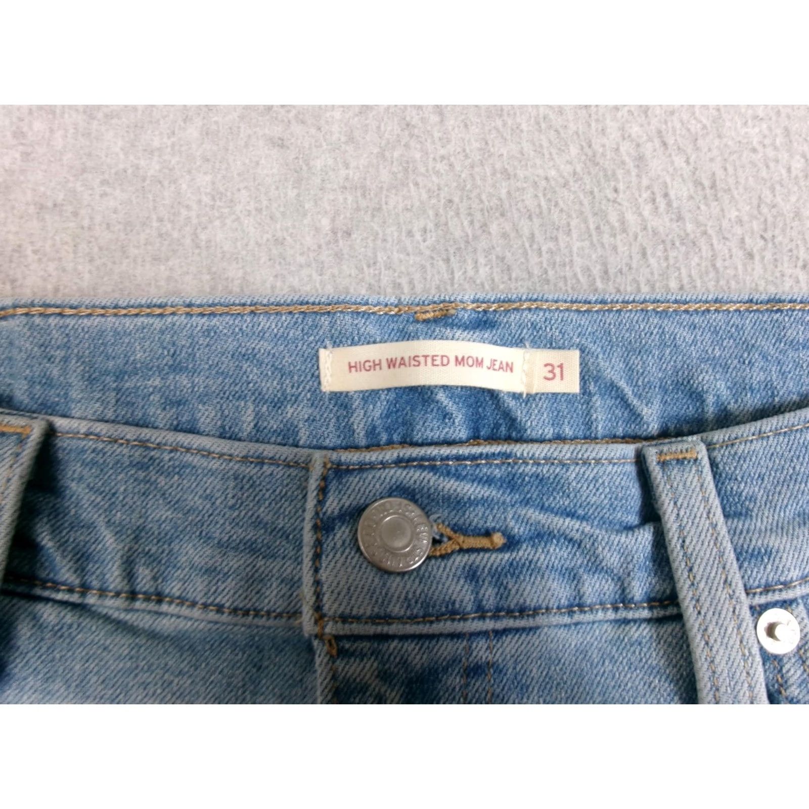 Levi's Levi'S High Waisted Mom Jeans Women 31 Blue Light Wash Raw Hem Crop Stretch Denim Size 24" / US 00 / IT 34 - 3 Thumbnail