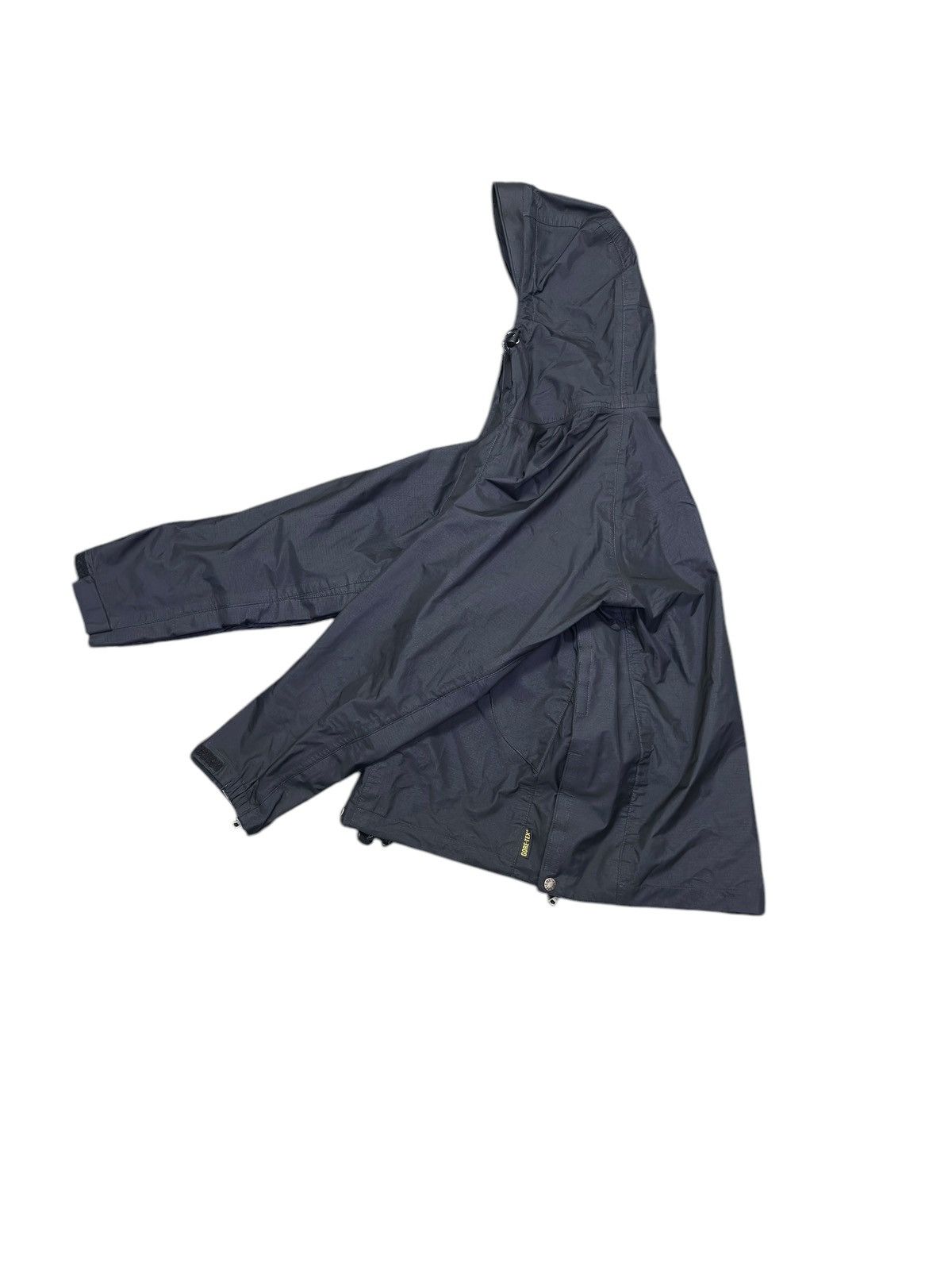 Bape × Goretex BAPE x Goretex Waterproof Zipper Jacket Size US M / EU 48-50 / 2 - 6 Thumbnail