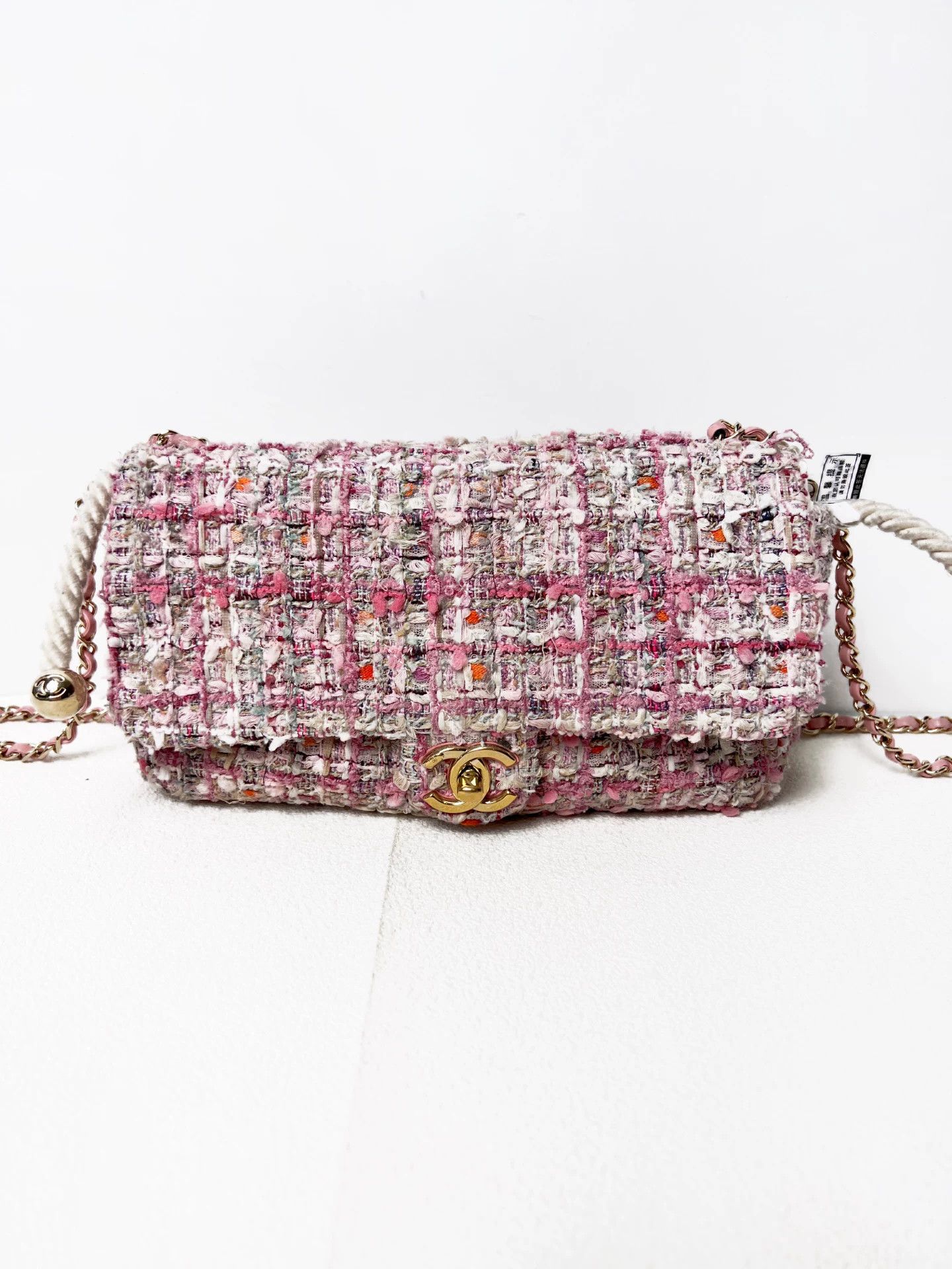 Chanel Pre-loved Bag Very good condition Size ONE SIZE - 1 Thumbnail