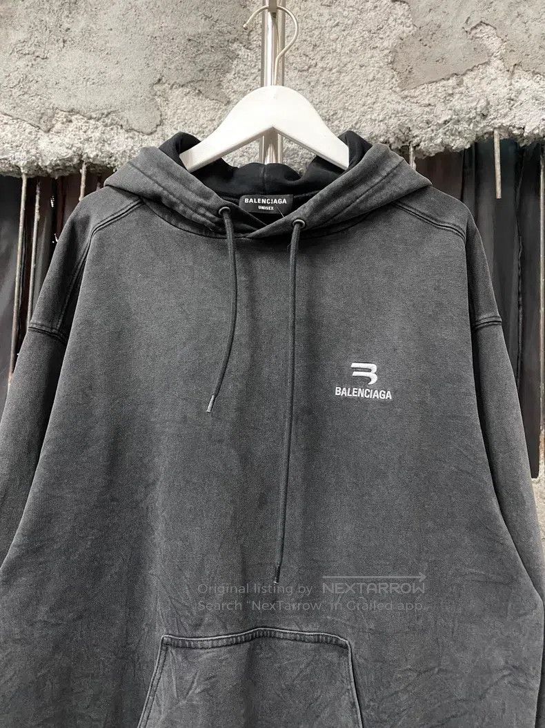 Balenciaga Balenciaga Sweatshirt hoodie Size US L / EU 52-54 / 3 - 3 Thumbnail