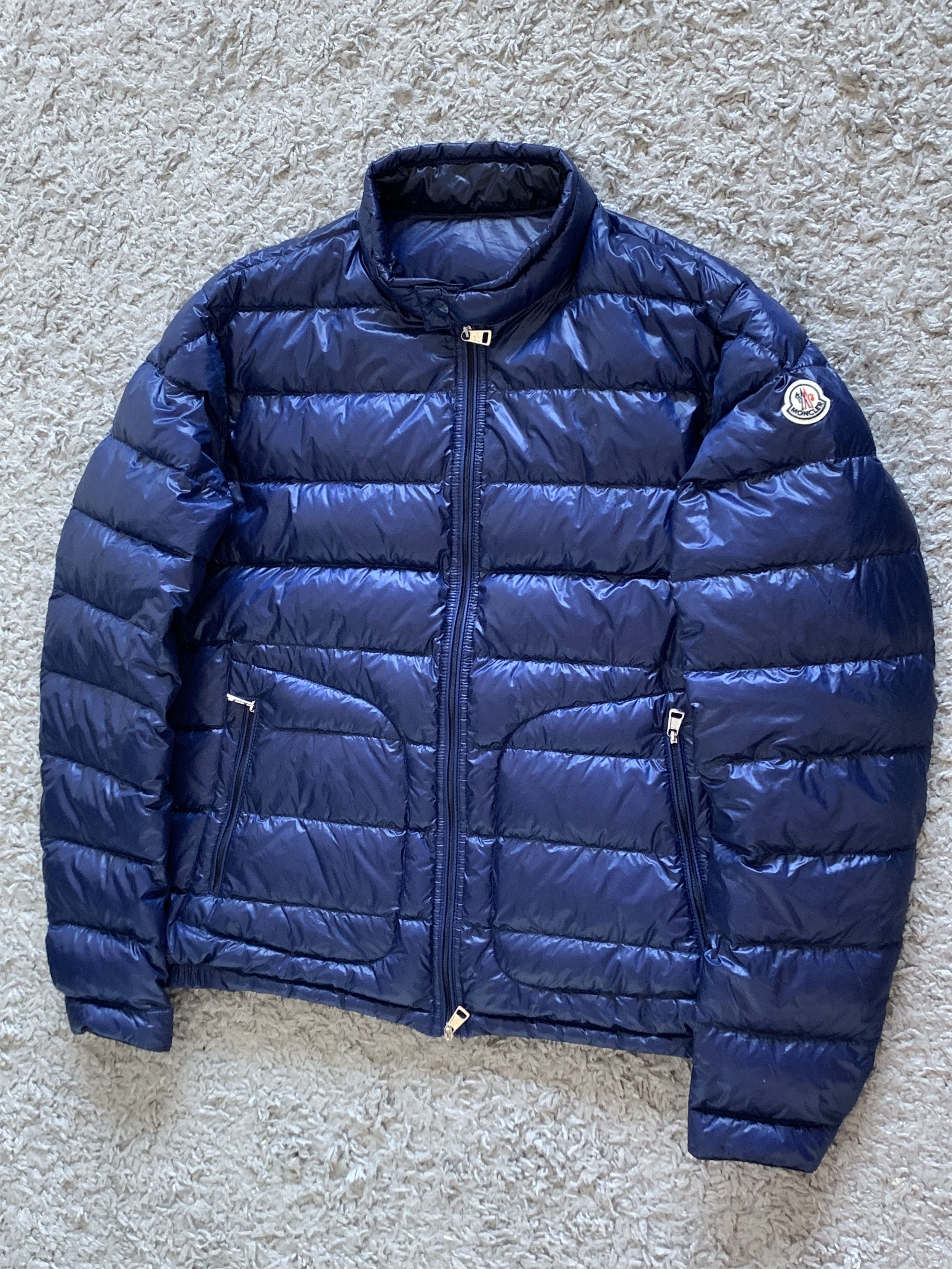 image of Moncler Acorus Puffer Jacket in Blue, Men's (Size Large)