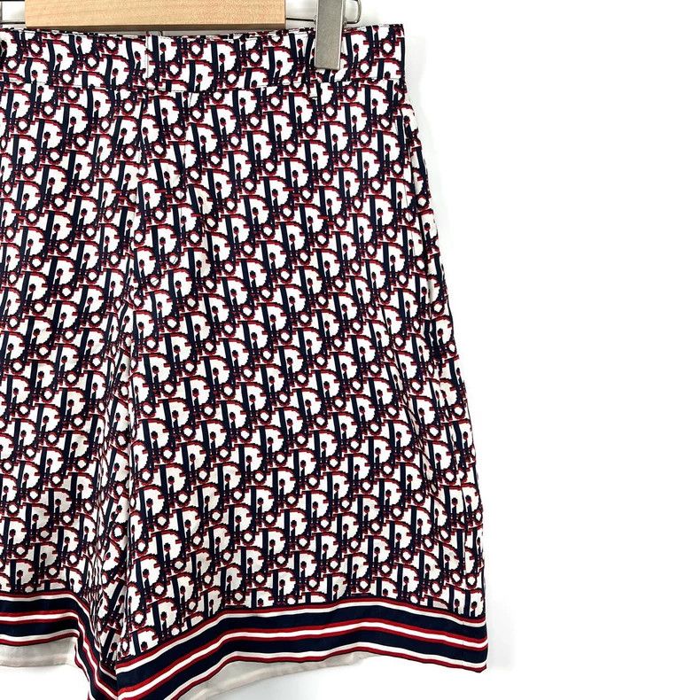 Dior Dior Classic old flower full logo silk shorts 2505-Nextarro Size US 30 / EU 46 - 4 Thumbnail