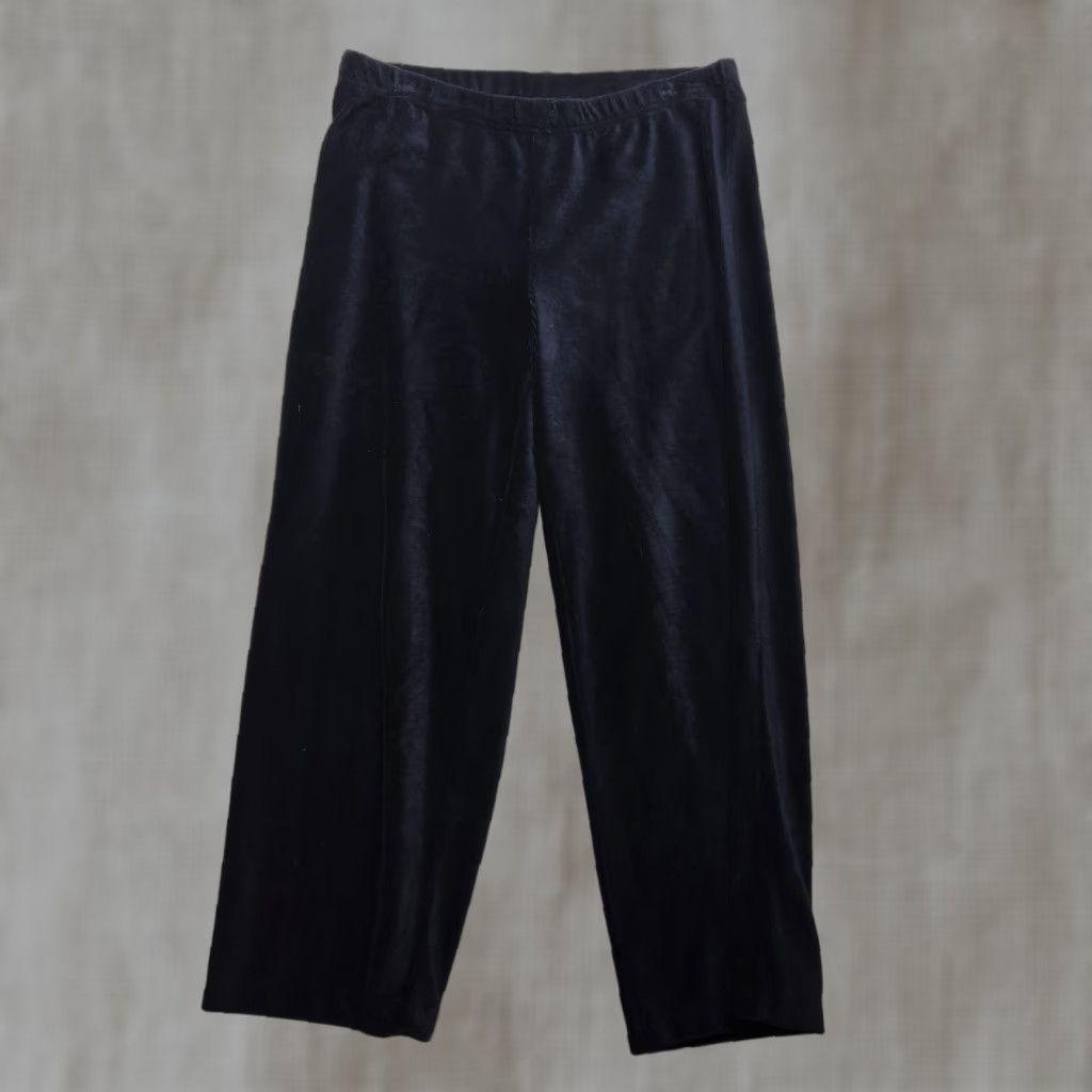Vintage Sag Harbor Pants Vintage Black Velour Pleated Adult Women PL Petite Large Sag Harbor Slacks Velour Pants Women's Petite Black Velour Pants Size 36" / US 14 / IT 50 - 1 Thumbnail