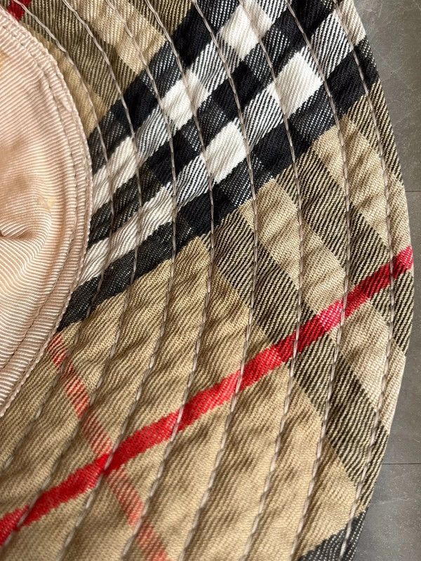 Burberry Burberry’s 1990s Bucket Hat Sz XS Women’s Size ONE SIZE - 10 Thumbnail