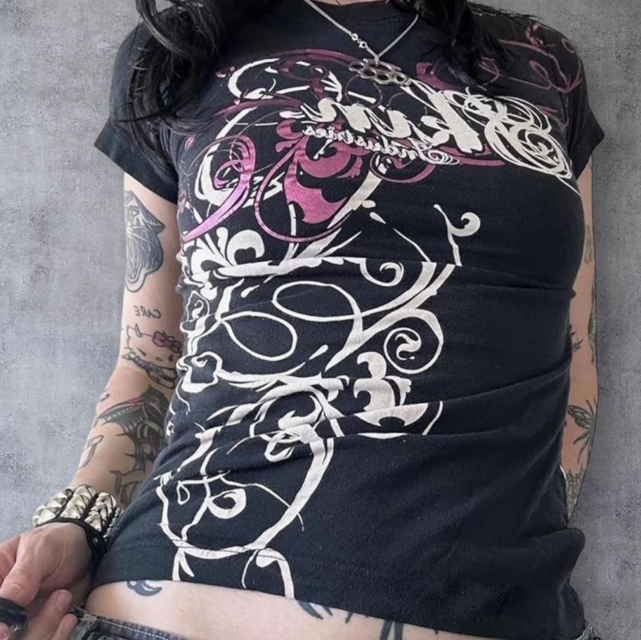 Other Black and pink graphic tee with y2k design Size ONE SIZE - 1 Preview