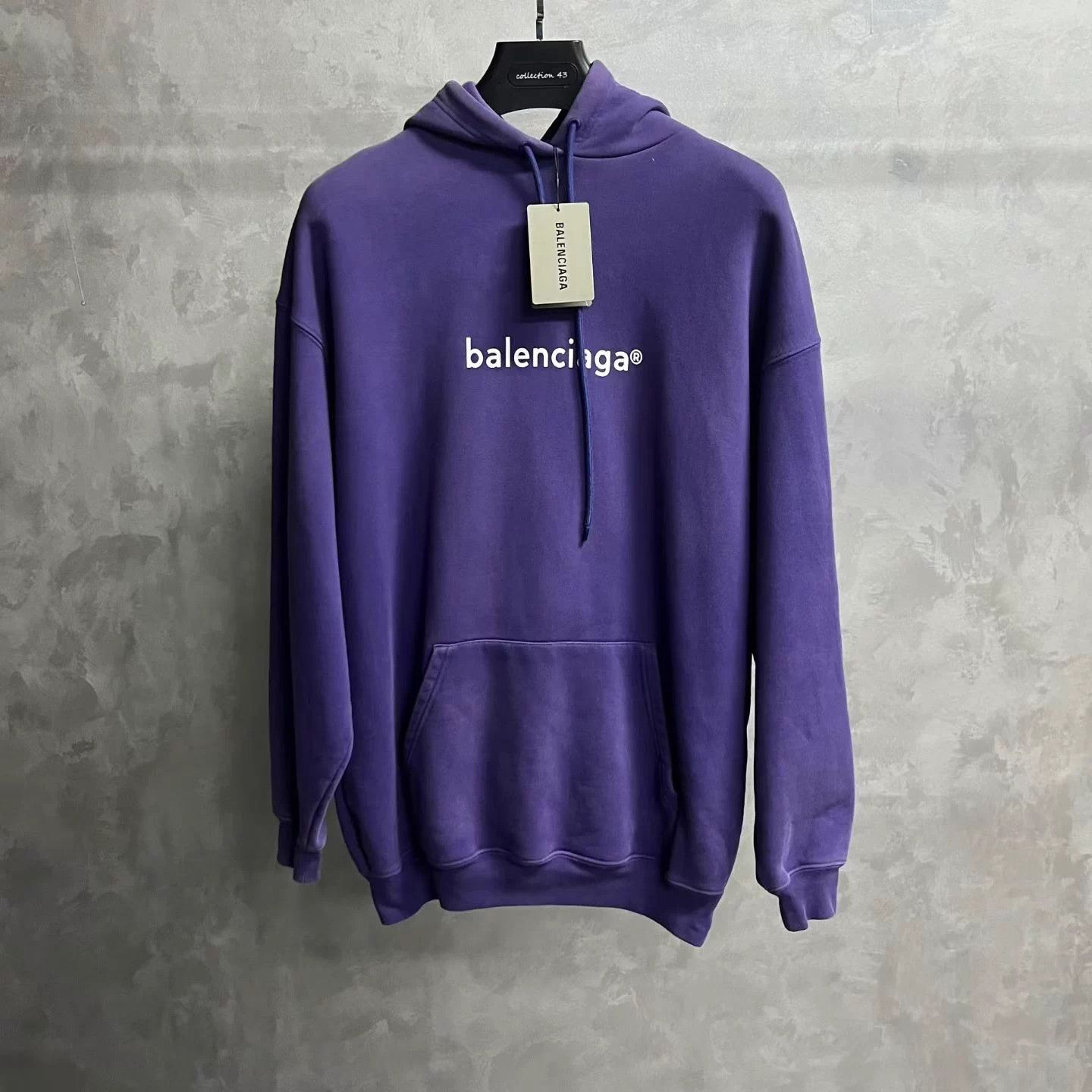 Balenciaga Balenciaga Navy Letter Logo Sweatshirt Size US S / EU 44-46 / 1 - 1 Thumbnail
