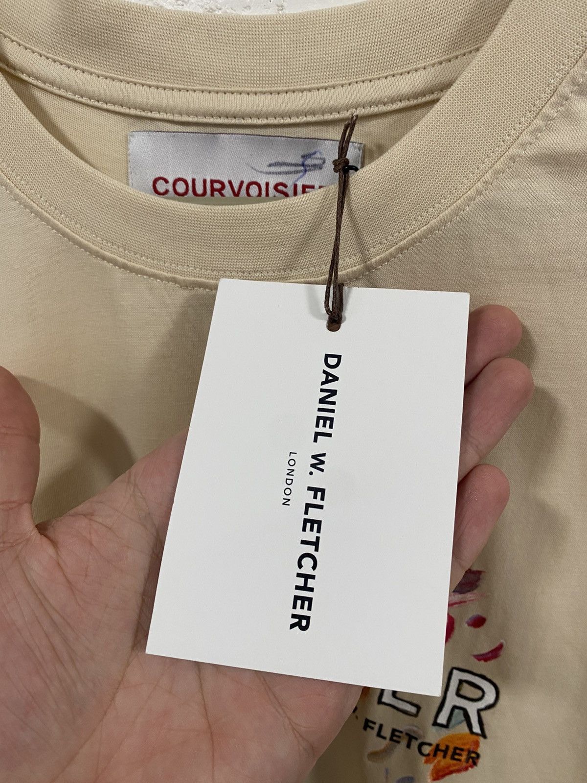 Daniel W. Fletcher Daniel W.Fletcher Courvoisier T-shirt Size: XS Size US XS / EU 42 / 0 - 5 Thumbnail