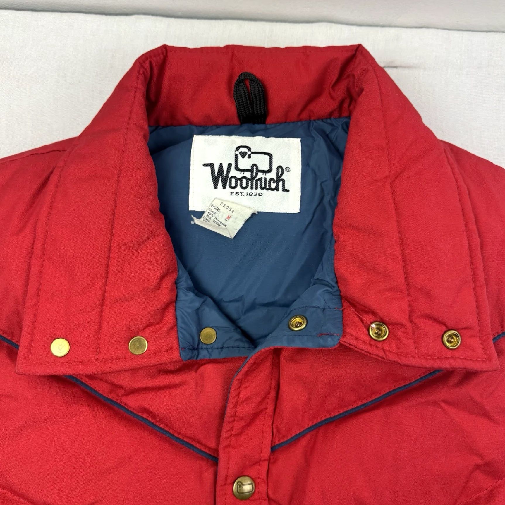 Vintage VINTAGE Woolrich Jacket Men M Down Puffer Solid Red 80s 90s USA Snap Collar Outdoor Casual Travel Size US M / EU 48-50 / 2 - 2 Thumbnail
