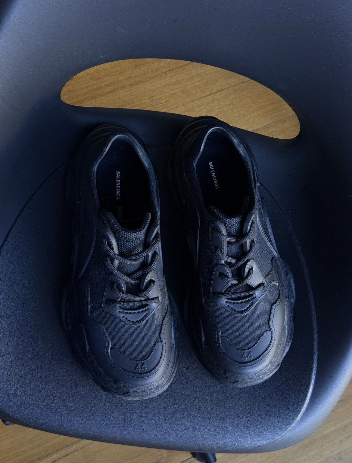 Balenciaga Balenciaga triple S mold sneaker “black” Size US 11 / EU 44 - 2 Thumbnail