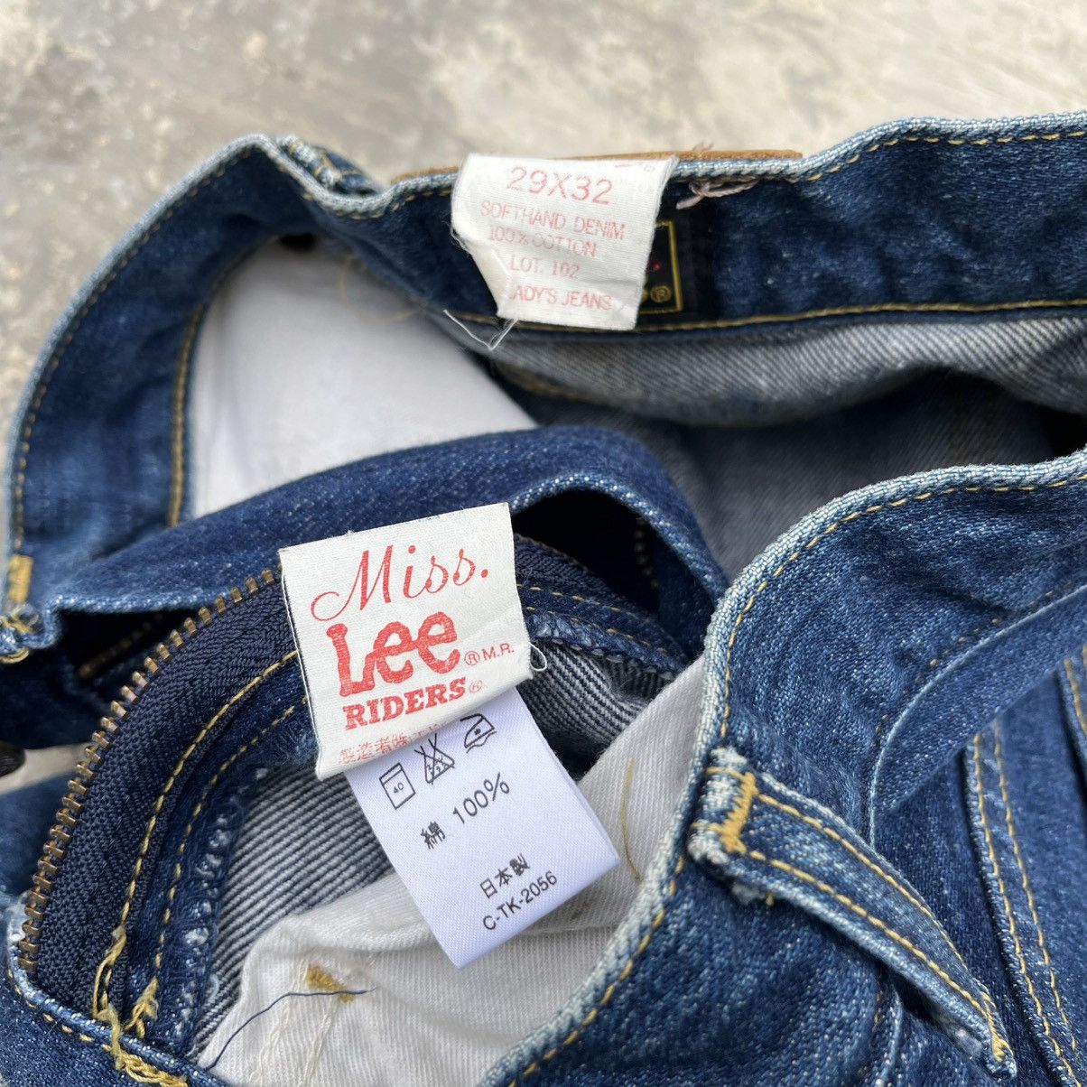 Lee Lee Lady’s Flare Denim Jeans Size 24x33 Size 24" / US 00 / IT 34 - 14 Thumbnail
