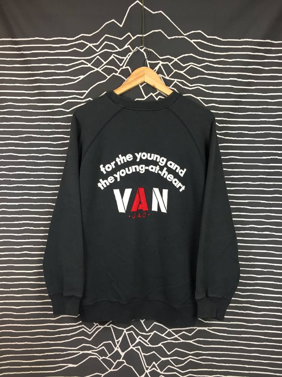 Japanese Brand × Van × Vintage VAN JAC For The Young And The Young At Heart Sweatshirt Size US XL / EU 56 / 4 - 1 Thumbnail