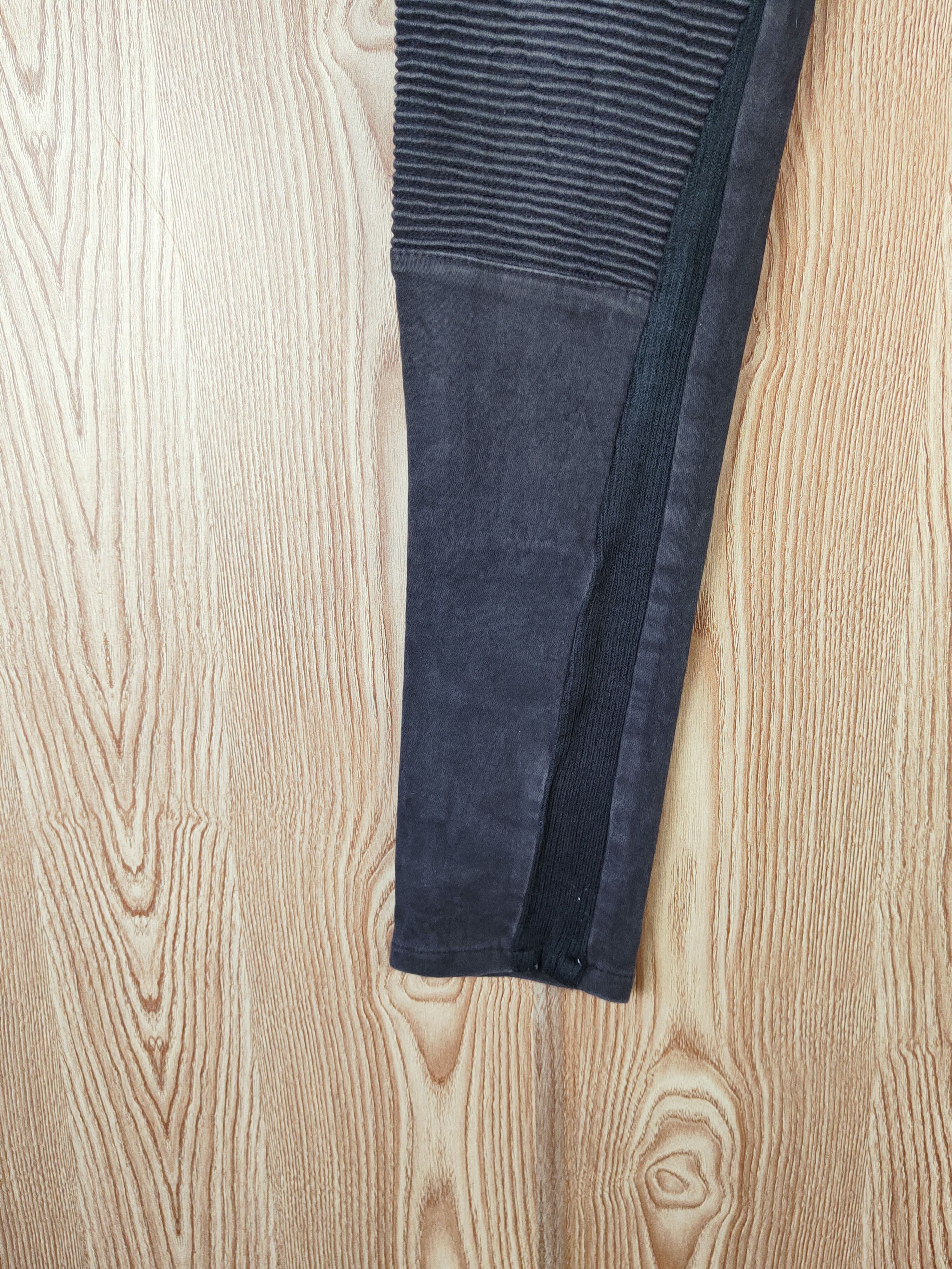 Japanese Brand Siren Black Multipocket Cargo Skinny Pants #W461 Size US 28 / EU 44 - 4 Thumbnail