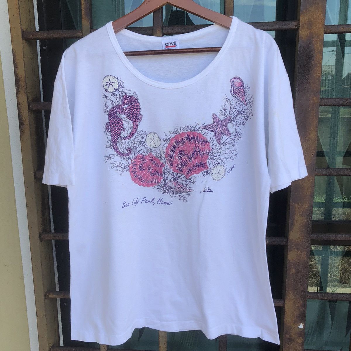 Anvil 91’ Sea Life Park, Hawai Shirt Size L / US 10 / IT 46 - 1 Thumbnail