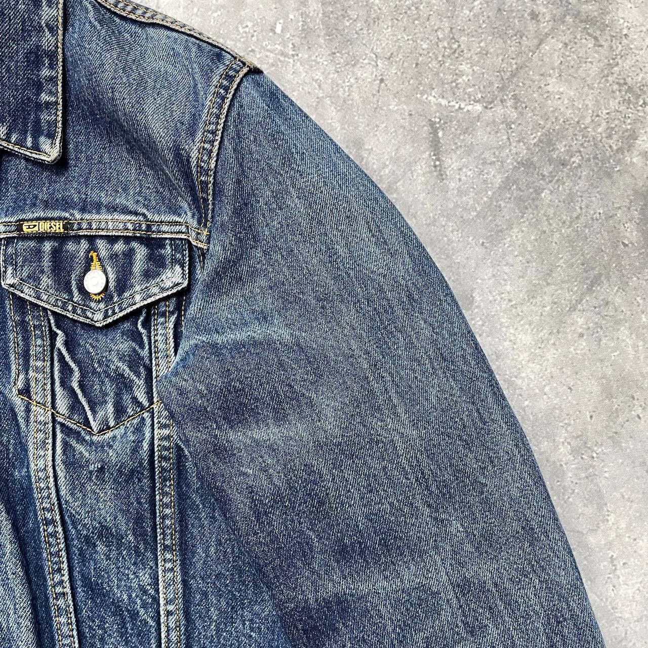 Diesel Vintage 90s Diesel Denim Trucker Jacket Women’s Blue Size M Size M / US 6-8 / IT 42-44 - 14 Thumbnail