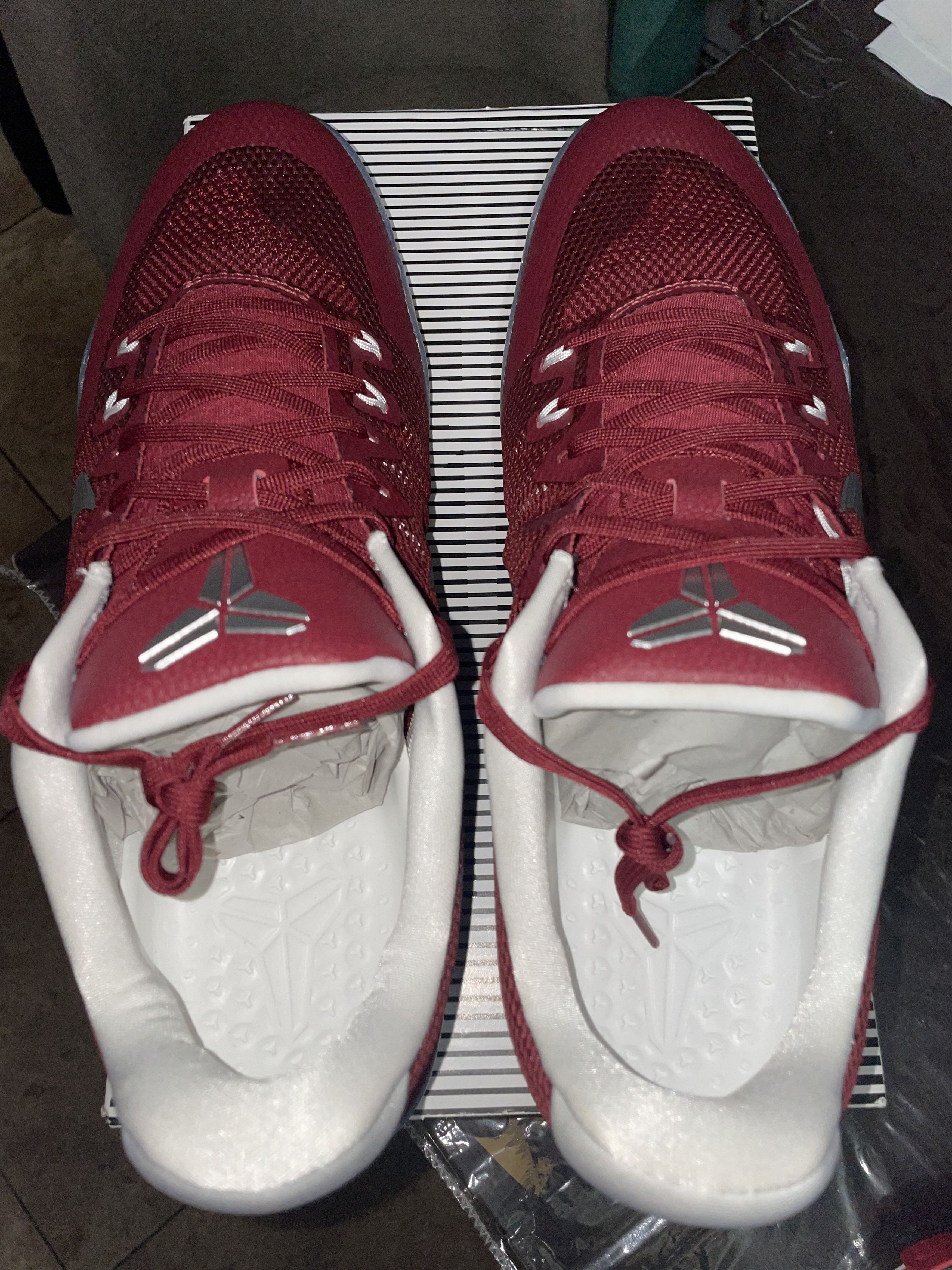 Nike Nike Kobe 11 Low TB Promo Maroon Kobe XI size 18 NEW Size US 15 / EU 48 - 5 Thumbnail