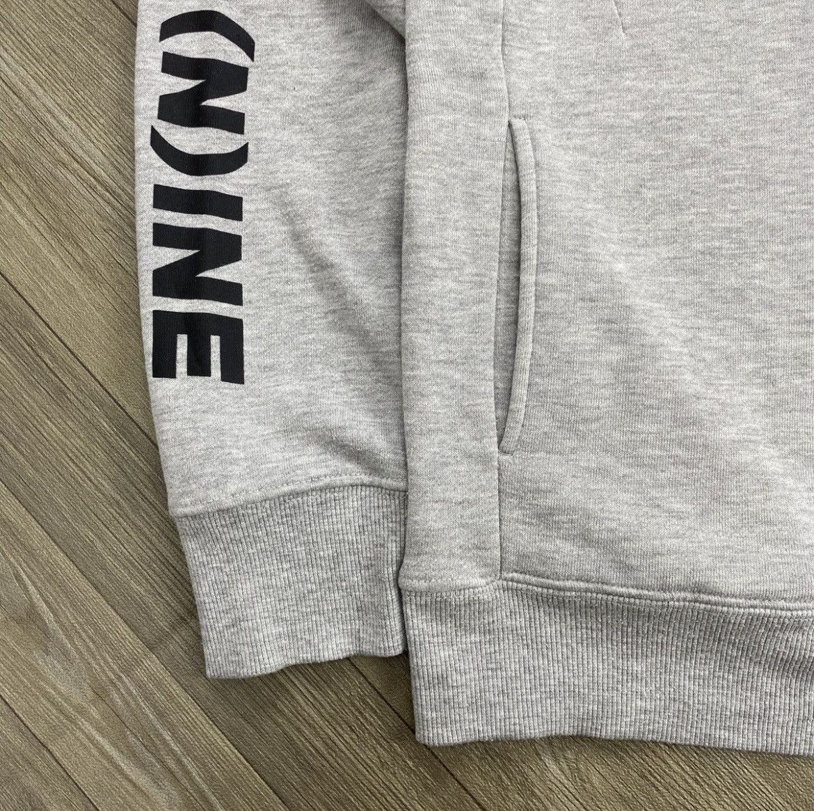 Number (N)ine Number (N)ine Spell Out Logo Taped Pocket Crewneck Grey Size US L / EU 52-54 / 3 - 5 Thumbnail