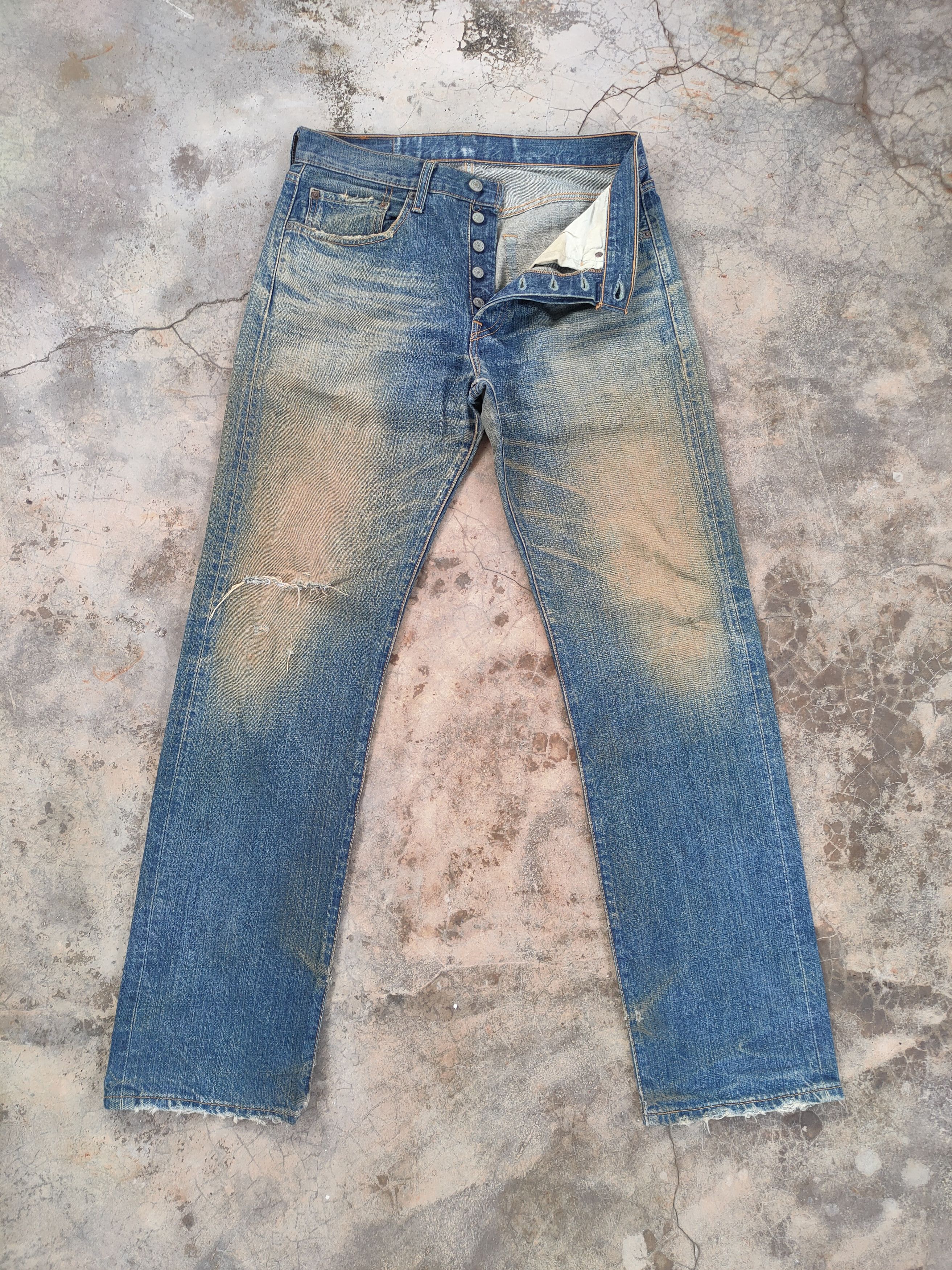 Levi's Vintage Clothing VINTAGE LEVI'S 501 FADED RUSTY DISTRESSED JEAN DENIM PANTS Size US 32 / EU 48 - 1 Thumbnail