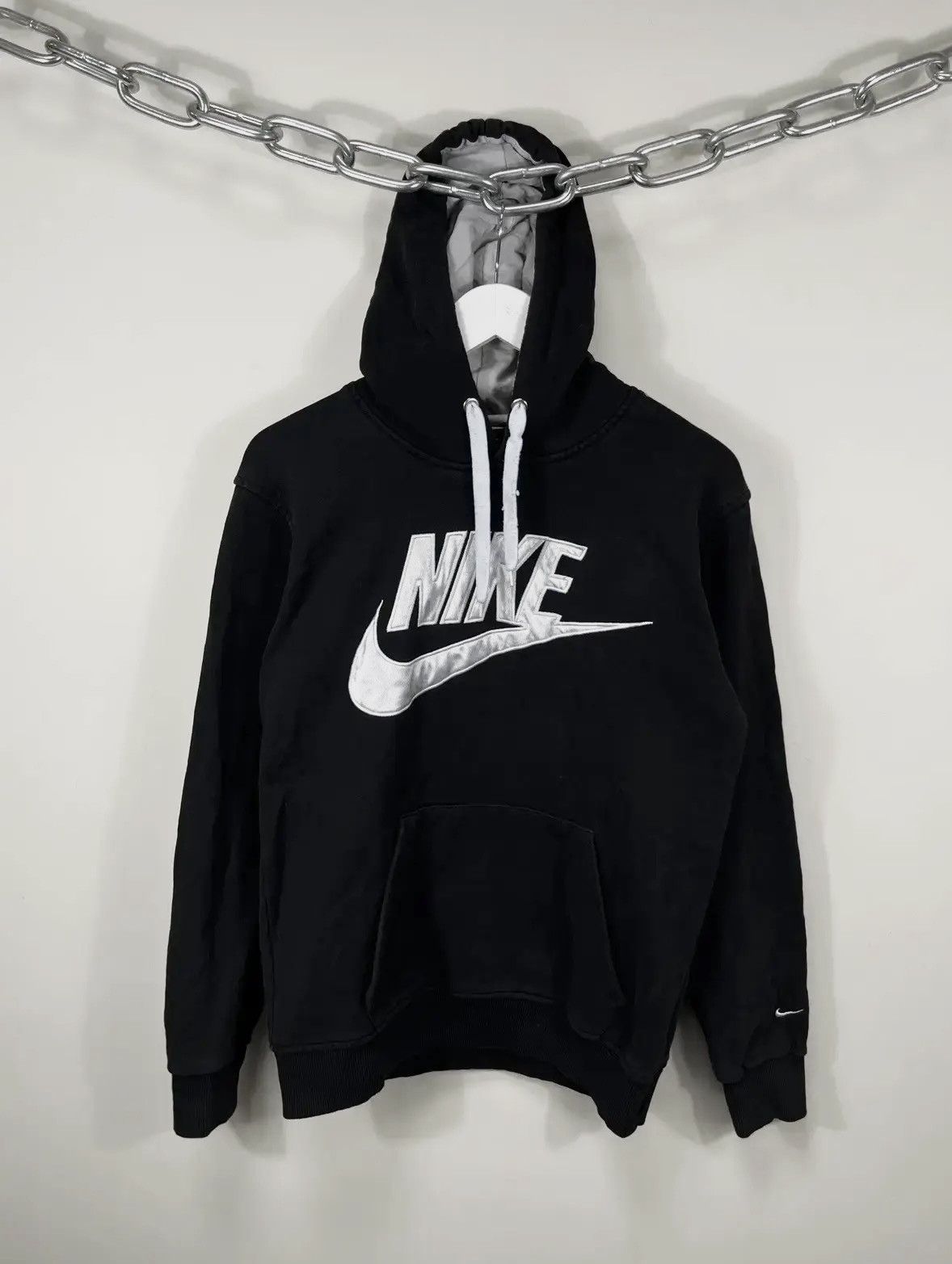 Nike × Vintage Vintage Nike Y2K Big Logo Retro Hype Black Hoodie Size US M / EU 48-50 / 2 - 1 Thumbnail
