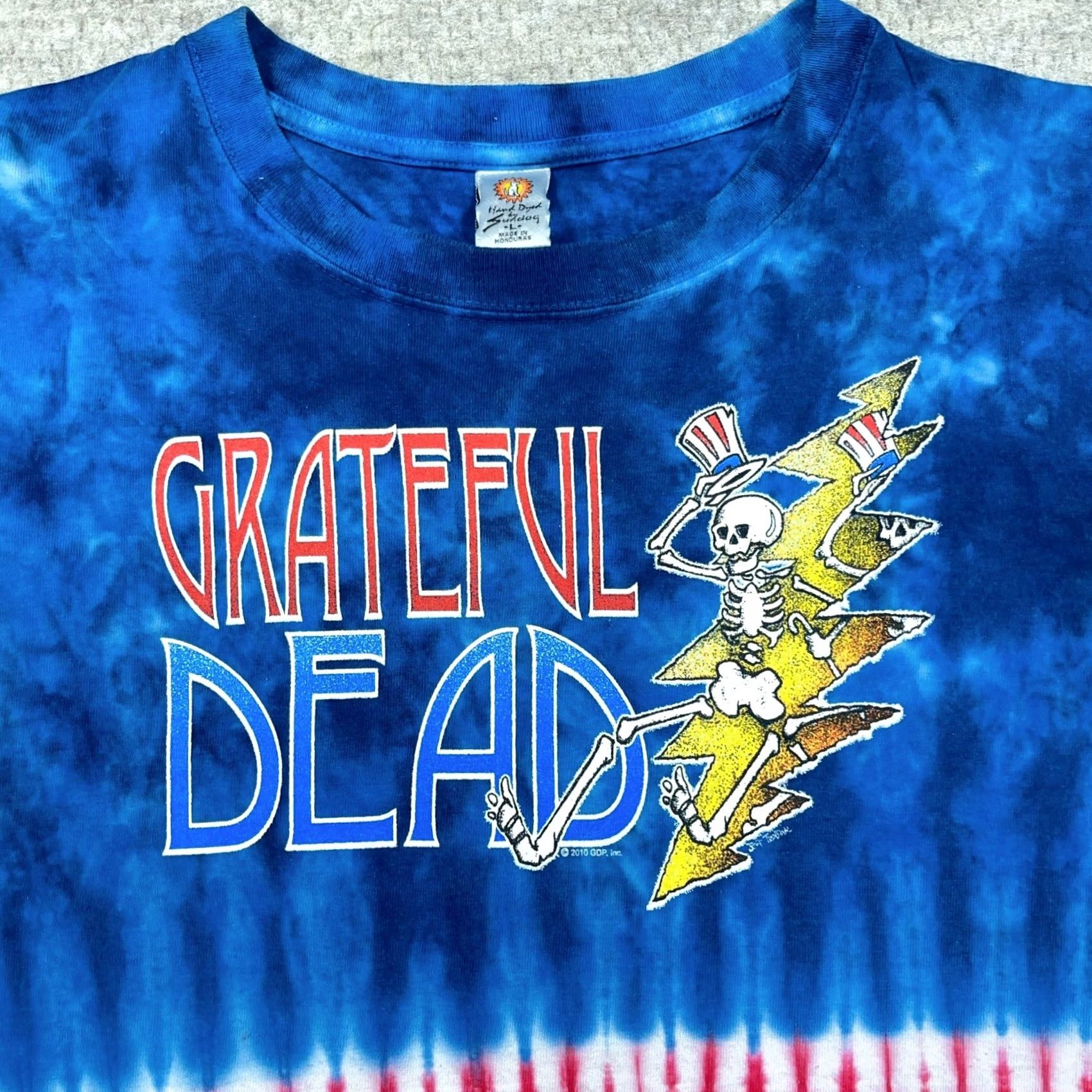 Vintage VINTAGE Grateful Dead Shirt Men Large Blue Red Tie Dye Skeleton 2010 Adult Sundog Graphic Tee Crew Neck Short Sleeve Jersey Cotton Size US L / EU 52-54 / 3 - 4 Thumbnail