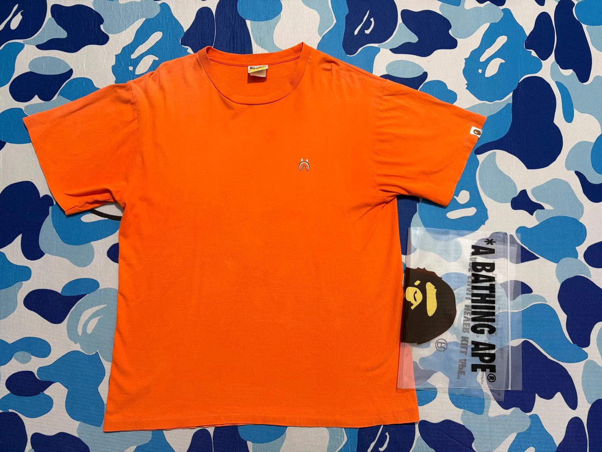 Bape BAPE Small Shark Logo Short Sleeve Size US XL / EU 56 / 4 - 1 Thumbnail