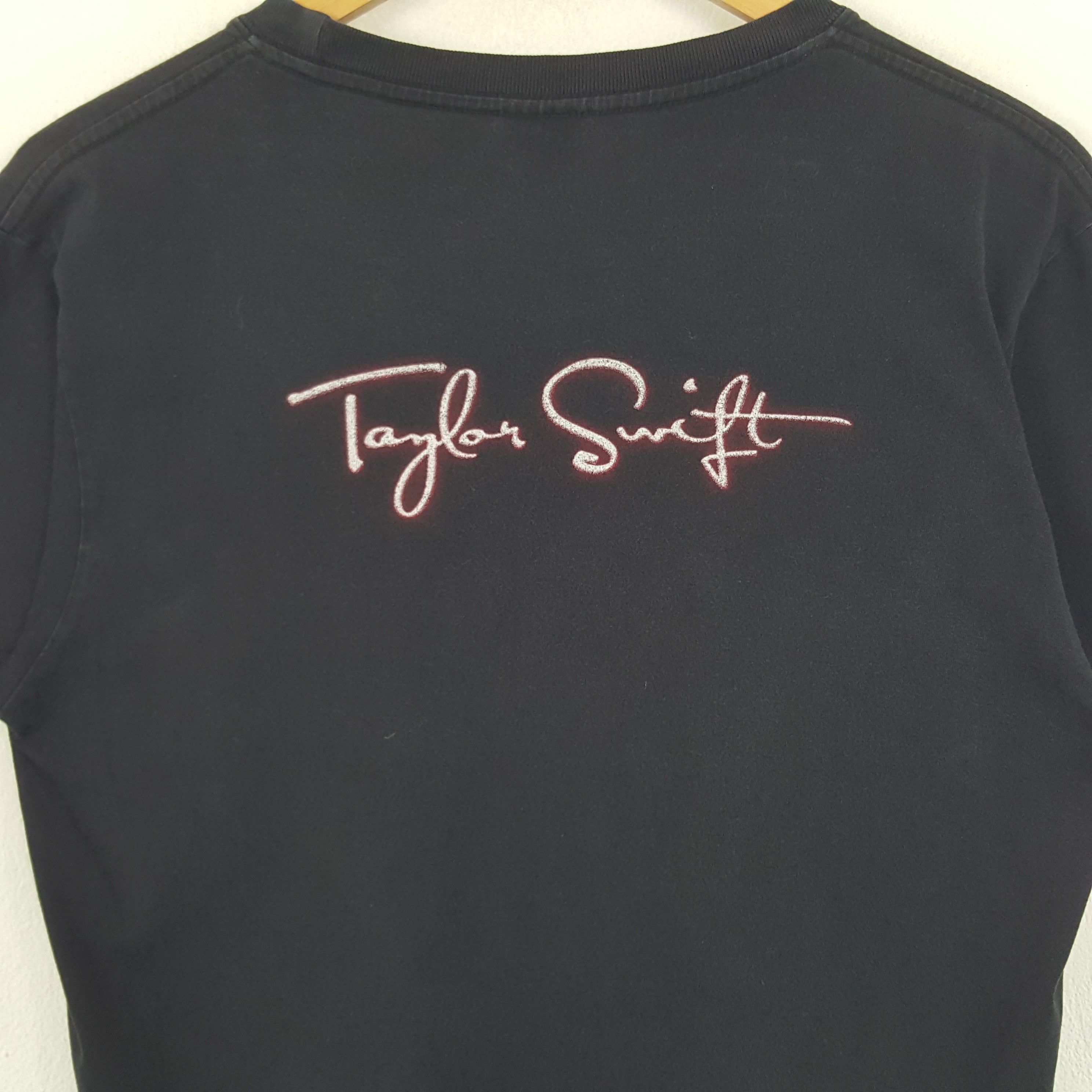 Vintage Vintage Taylor Swift American Singer Distressed Tshirt Size US M / EU 48-50 / 2 - 4 Thumbnail