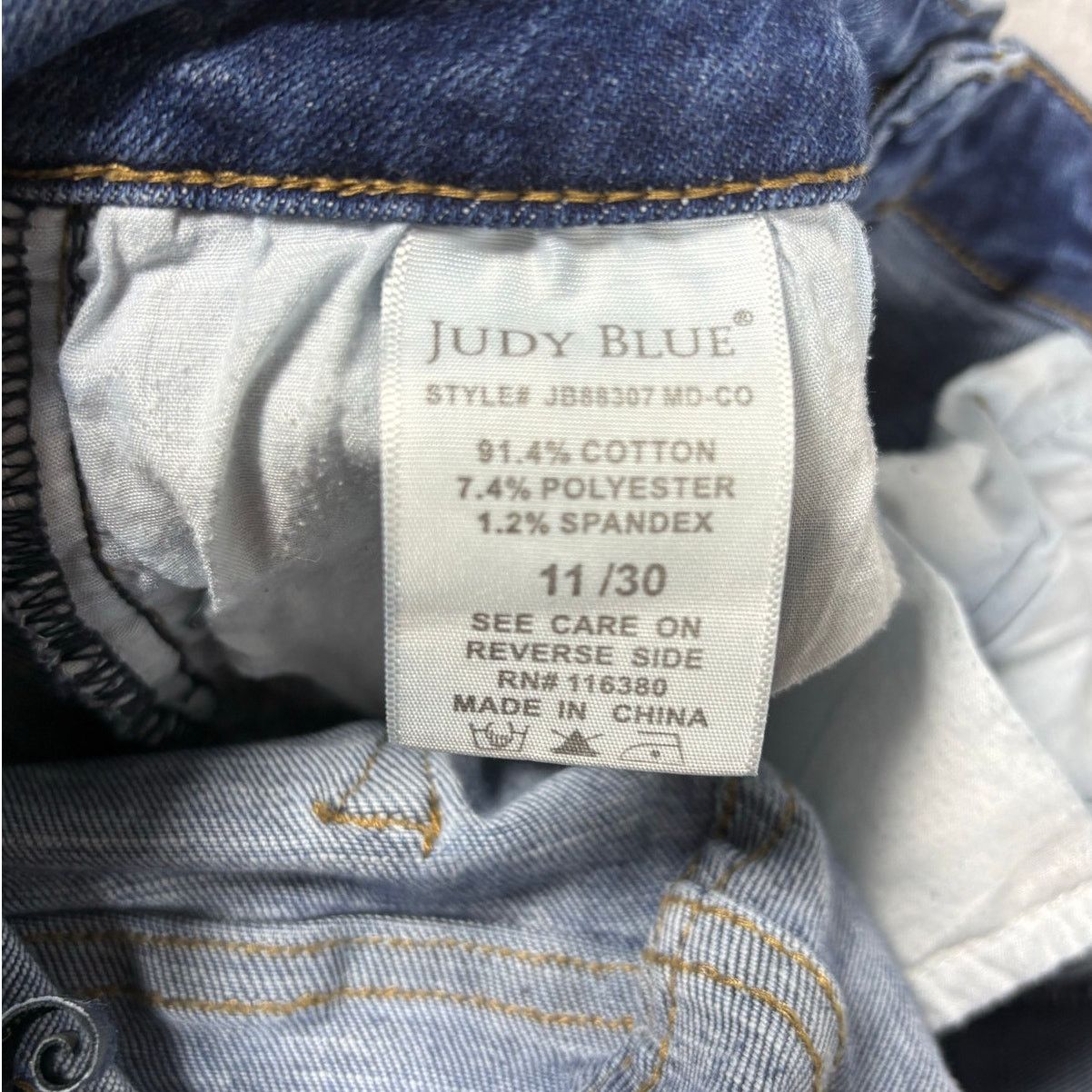 Judy Blue Judy Blue Button Fly Distressed Skinny Jeans #0518 Size 32" / US 10 / IT 46 - 5 Thumbnail