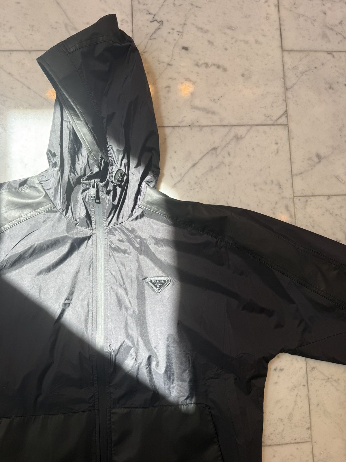 Prada Prada Re-nylon Hooded Jacket Size 52m- hoodie Size US L / EU 52-54 / 3 - 3 Thumbnail