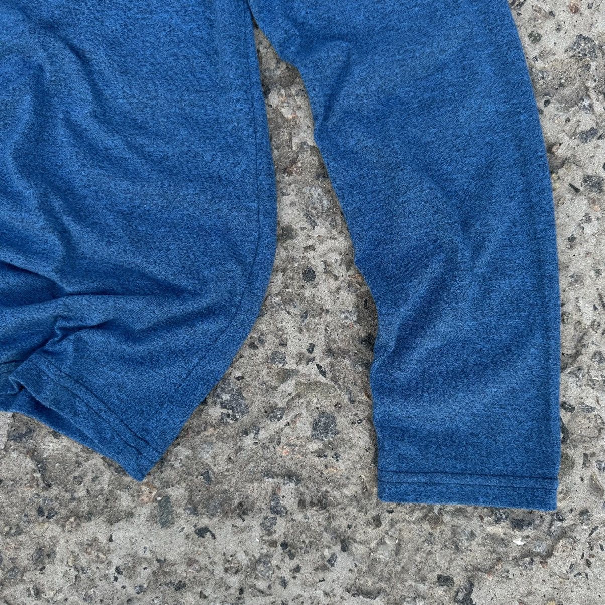 Under Armour Vintage Under Armour Zip 1/4 Sport-wear Y2K 00s Size US S / EU 44-46 / 1 - 4 Thumbnail