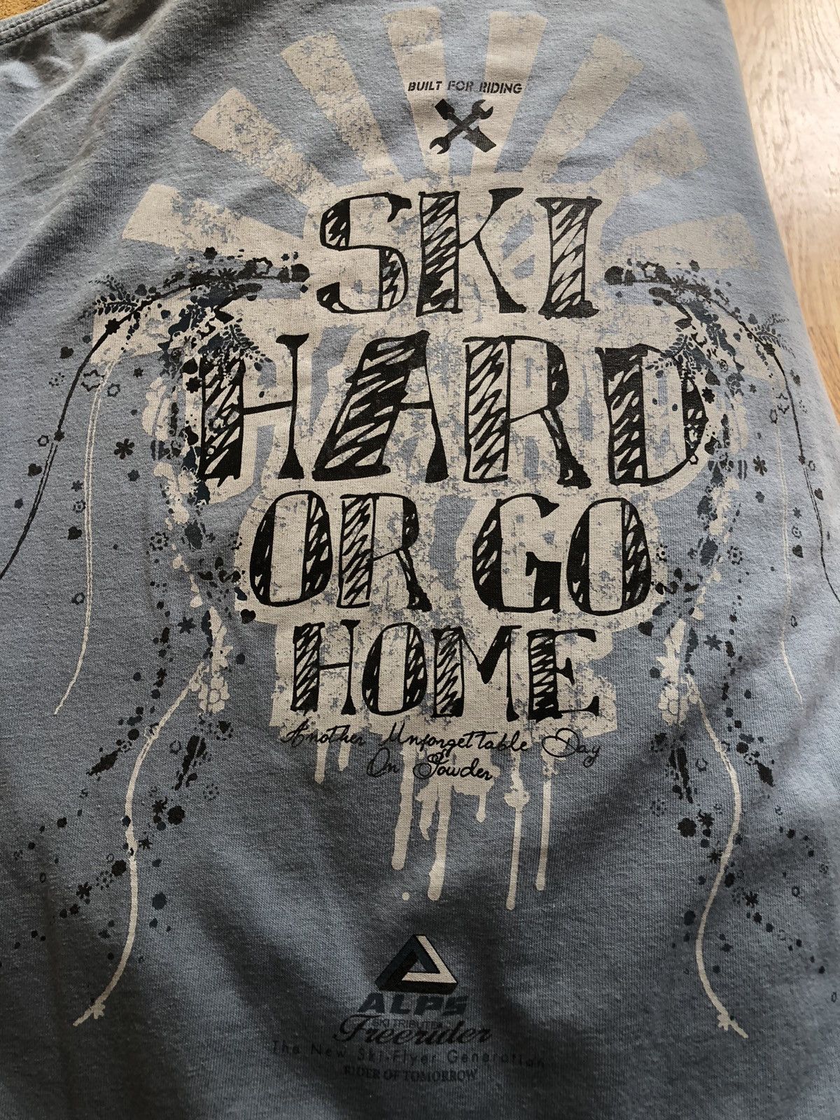 Other RARE LIGHT HUNTER SKIING VINTAGE SPORT TEE SHIRT Size US M / EU 48-50 / 2 - 3 Thumbnail
