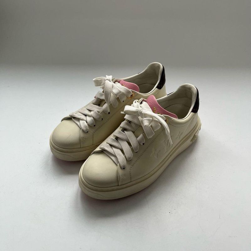 Louis Vuitton Louis Vuitton Low-Top Casual Sneakers for Women 0079 Size US 5 / IT 35 - 1 Thumbnail