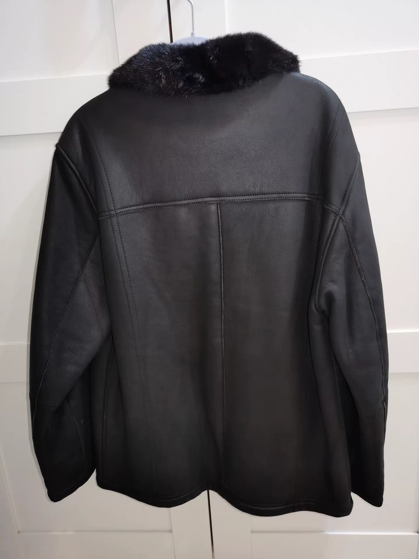 Giovanni Valentino black leather jacket with fur collar Size US M / EU 48-50 / 2 - 2 Thumbnail