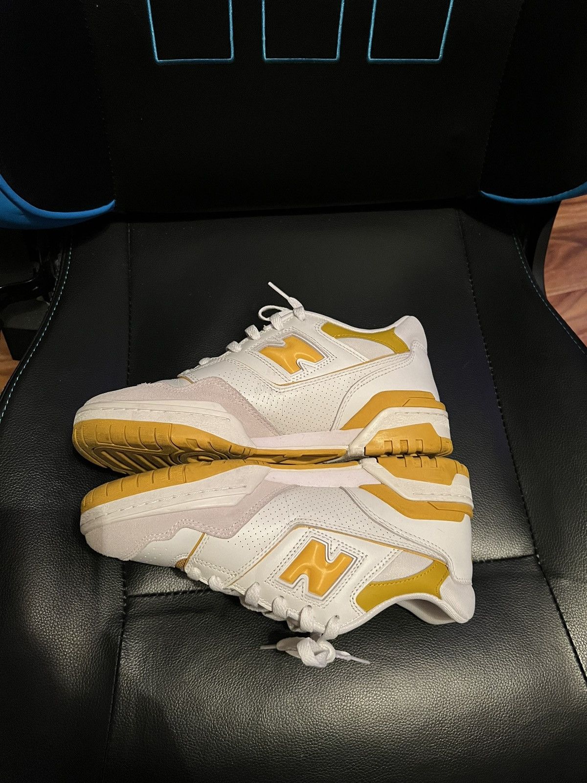 New Balance New Balance 550 Varsity Gold Size US 8 / EU 41 - 6 Thumbnail