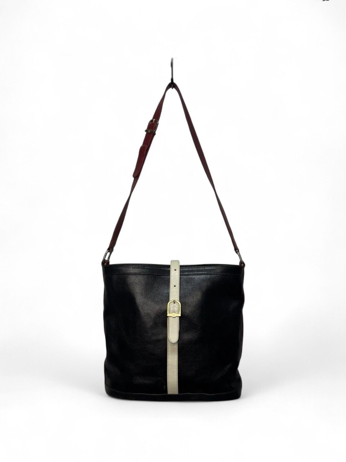 Fendi Fendi Vintage Black Leather Shoulder Bag Classic Luxury Size ONE SIZE - 3 Thumbnail