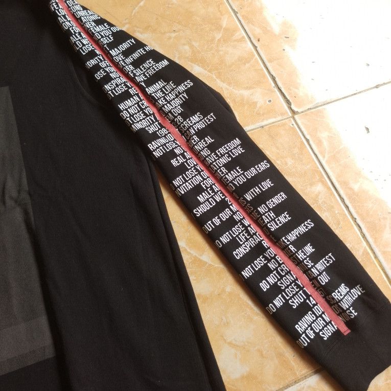 Christian Dada Christian Dada Graphic Design Long T Shirt Size US M / EU 48-50 / 2 - 5 Thumbnail