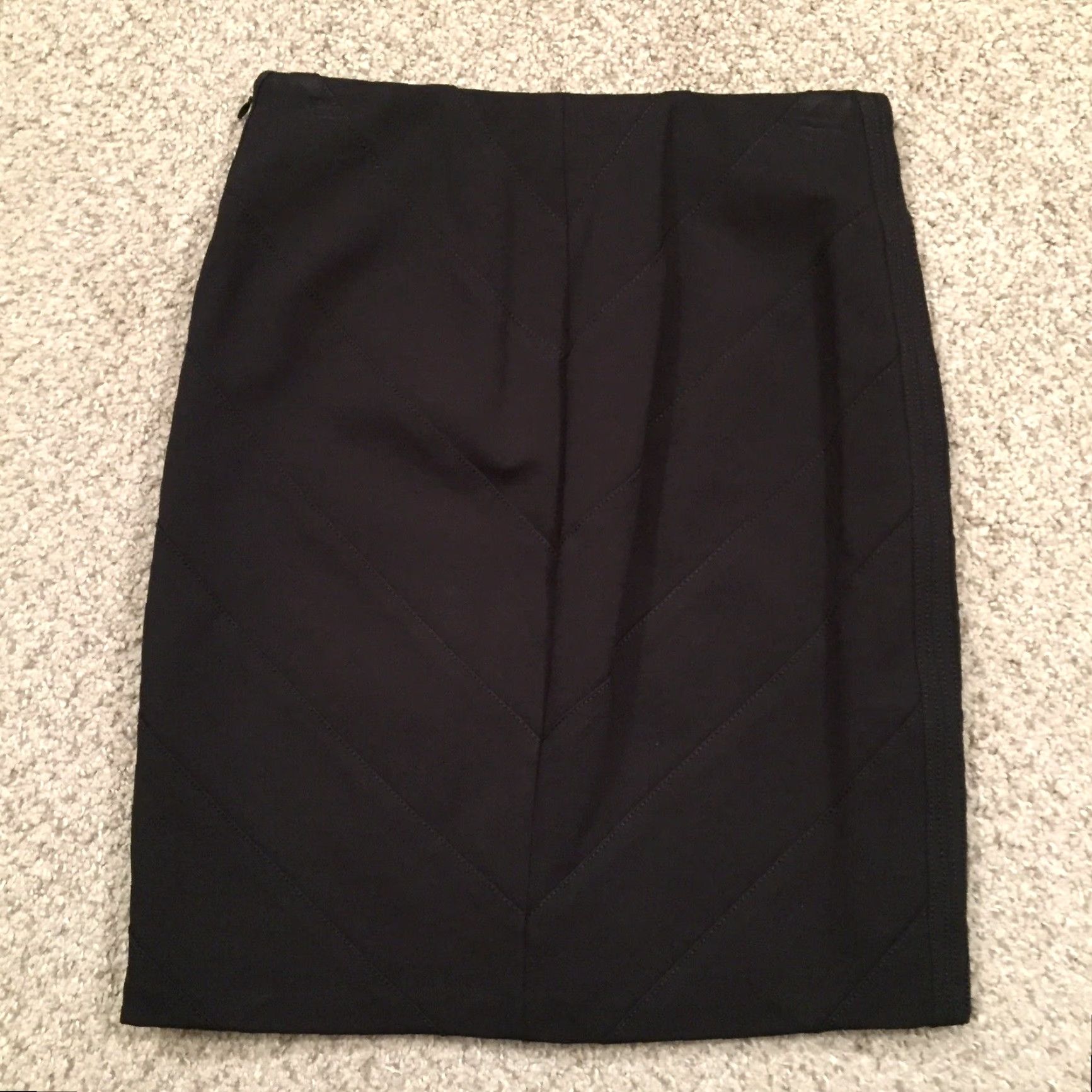 White House Black Market White House Black Market Skirt Women Knee Length Size 2 Lined Black Pencil Straight Vintage? No. (But must not include N/A). Size 26" / US 2 / IT 38 - 6 Thumbnail