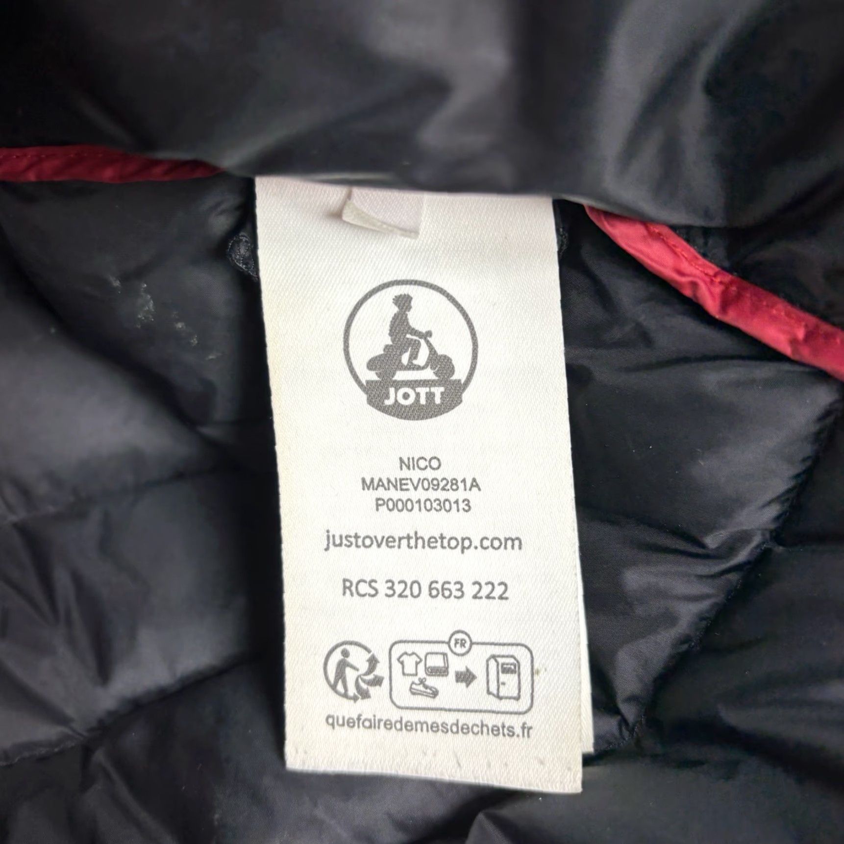 Vintage Jott Puffer Jacket Womens Large Quilted Zip Up Polyester Fall Outdoor Hiking Black Long Sleeve Short Jacket - Mens? Ladies Size L / US 10 / IT 46 - 7 Thumbnail