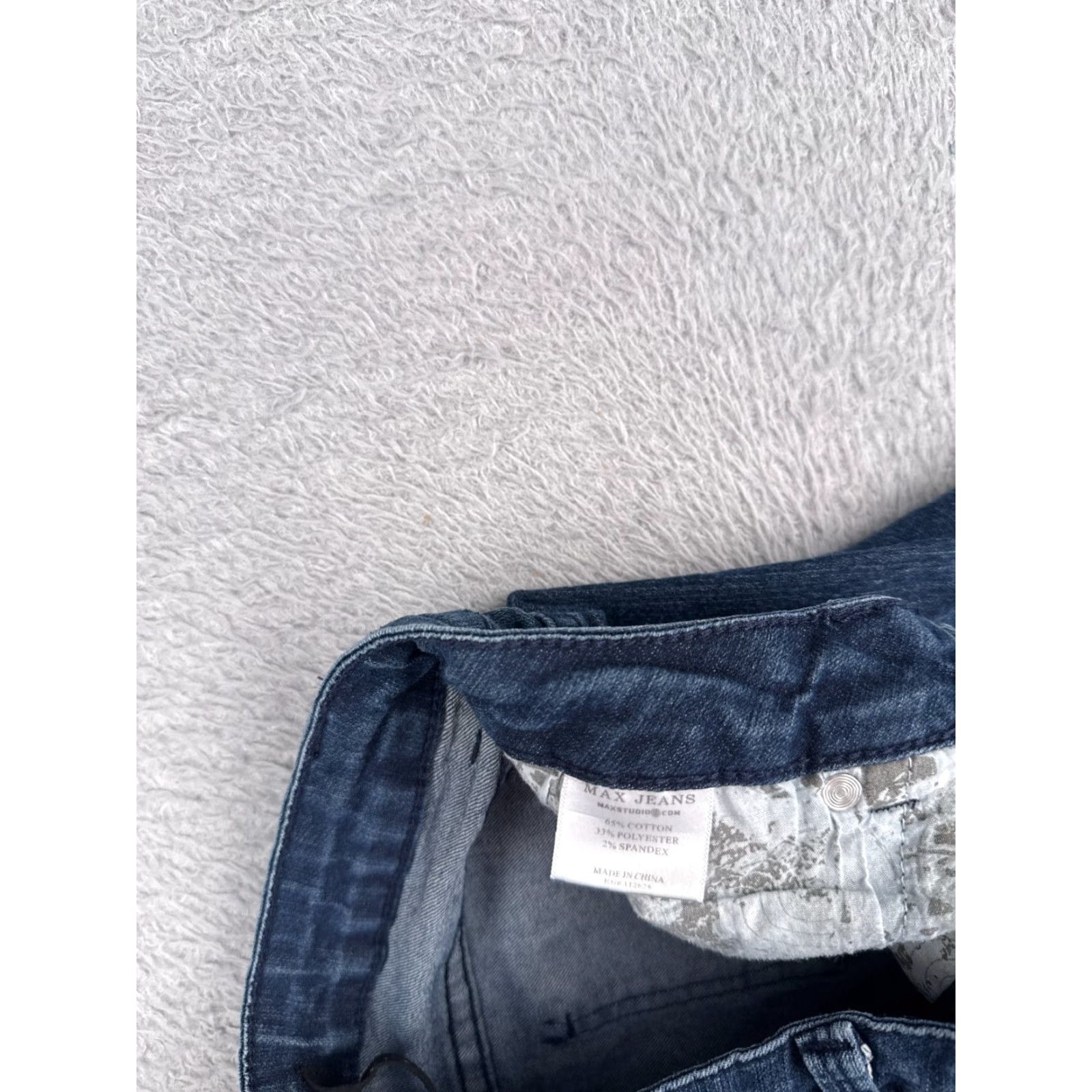 Vintage Max Jeans Women's Jeans Capri 28x21 Blue Denim Cotton Blend Zip Button Low Rise 4 Vintage No Size 27" / US 4 / IT 40 - 7 Thumbnail