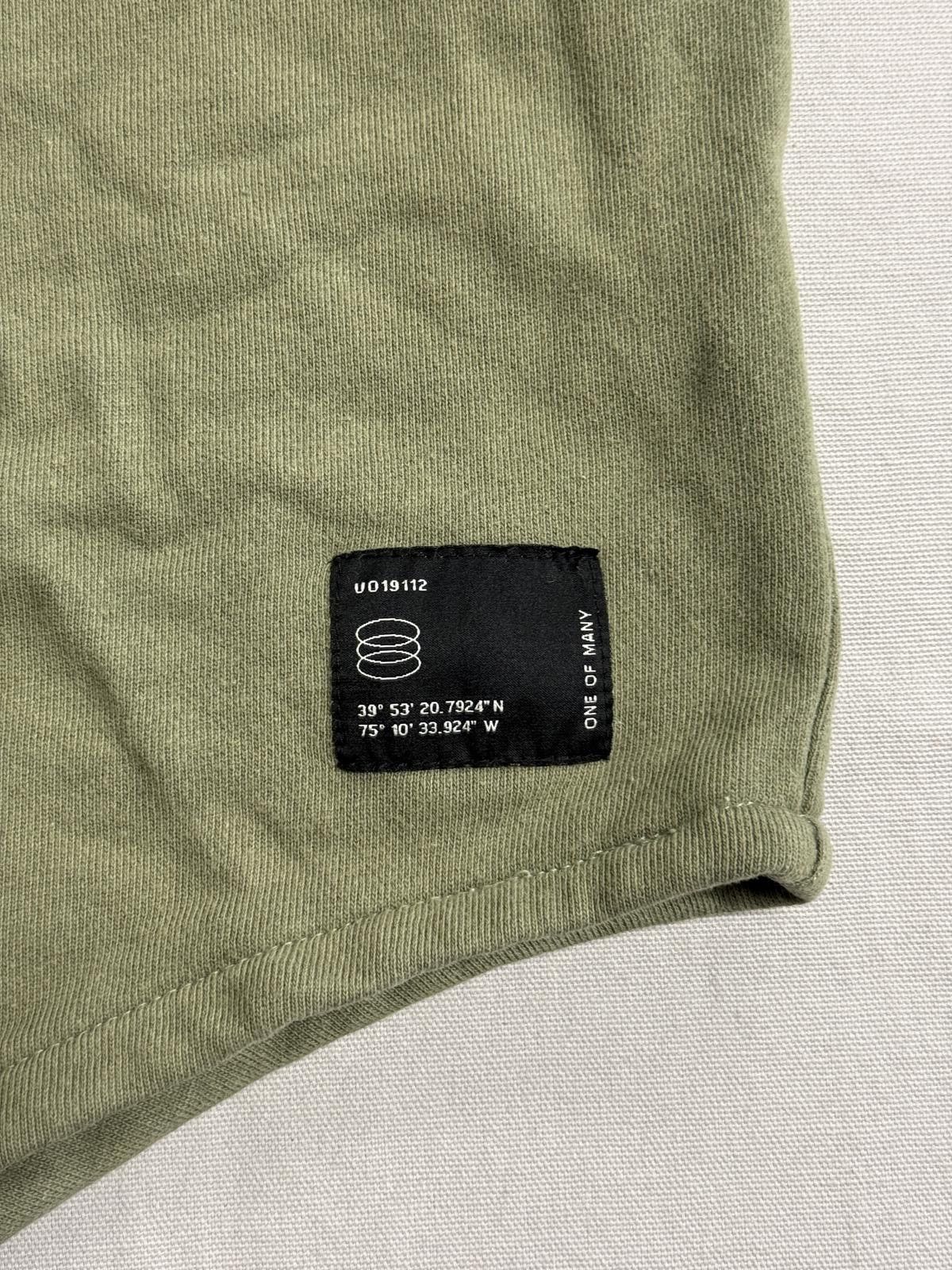 Other Urban Outfitters Camo Green Baseball Jersey Womens - L Size ONE SIZE - 5 Thumbnail