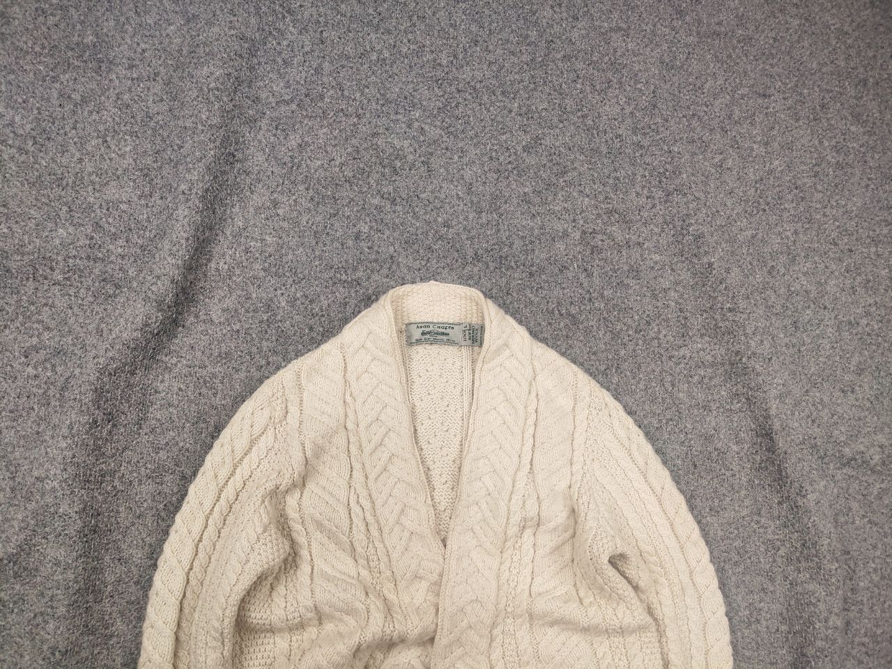 Aran Crafts Aran Crafts soft wool Cable Knit Cardigan Sweater Vintage Size L / US 10 / IT 46 - 1 Thumbnail