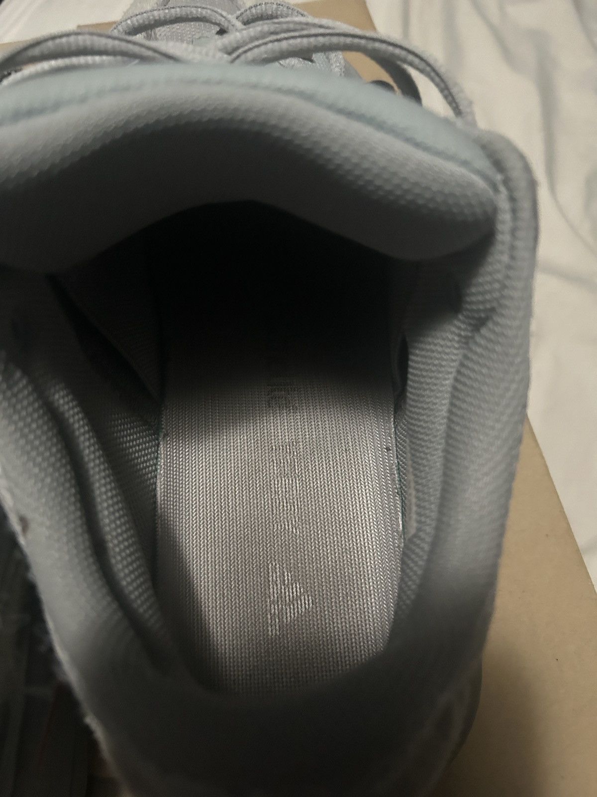 Yeezy Yeezy 700 interia size 11.5 Size US 11.5 / EU 44-45 - 8 Thumbnail