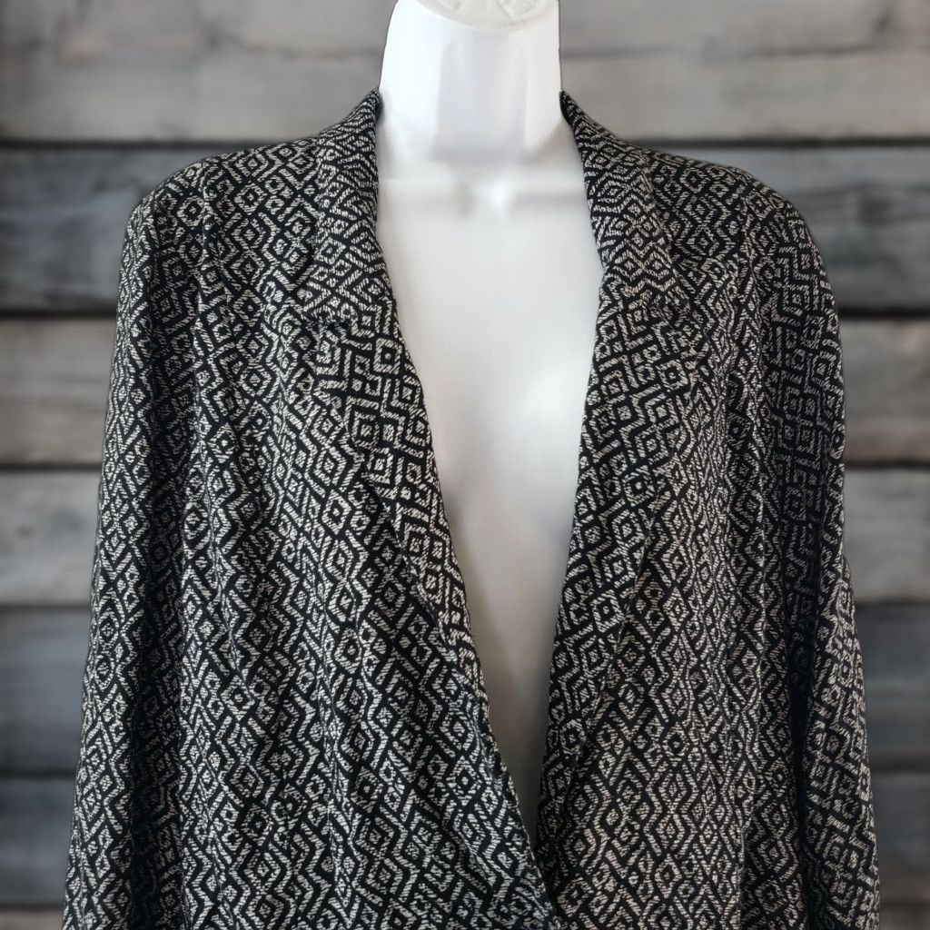 Lucky Brand Lucky Brand Blazer Womens M Black White Geometric Rayon Long Sleeve 27" 20" 22.5" Pattern Vintage No (If applicable) Size M / US 6-8 / IT 42-44 - 1 Thumbnail