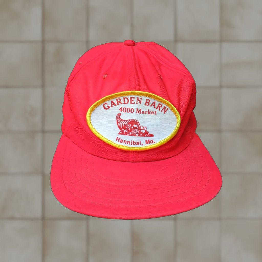 Vintage VINTAGE Garden Barn Hannibal Mo. patch USA snapback hat trucker cap red farm Hat Mens Large Red 1980s Advertising Size ONE SIZE - 1 Thumbnail