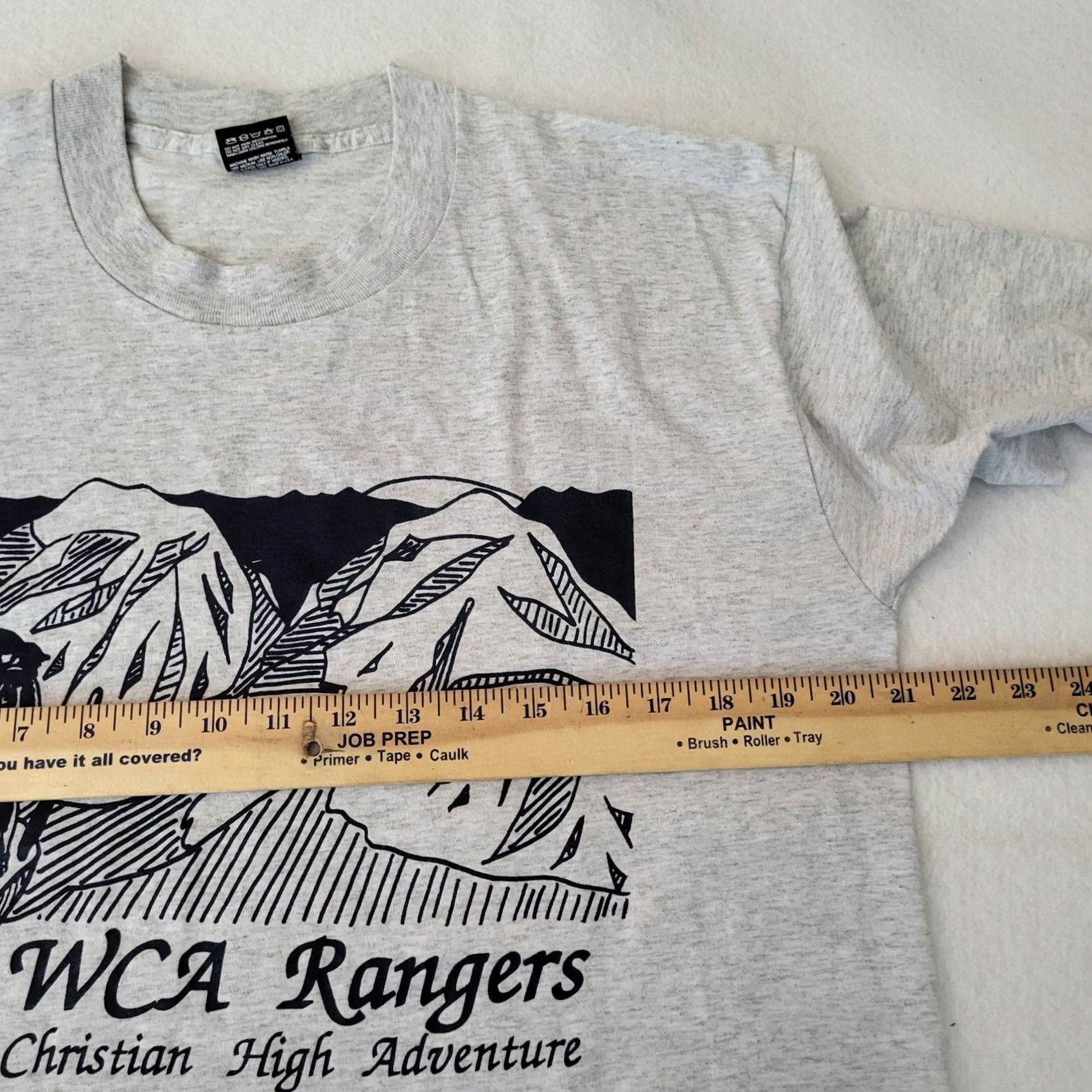 Fruit Of The Loom VINTAGE Fruit of the Loom Men’s T-Shirt Gray 90s Graphic Print Rangers Crew Neck Sz L Logo Short Sleeve Size L Boys Mens Womens Size US L / EU 52-54 / 3 - 5 Thumbnail