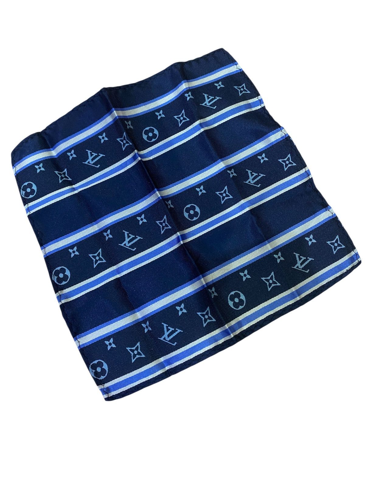 Louis Vuitton LV Tie and Pocketsquare 100% Silk Hand Made Size ONE SIZE - 2 Thumbnail