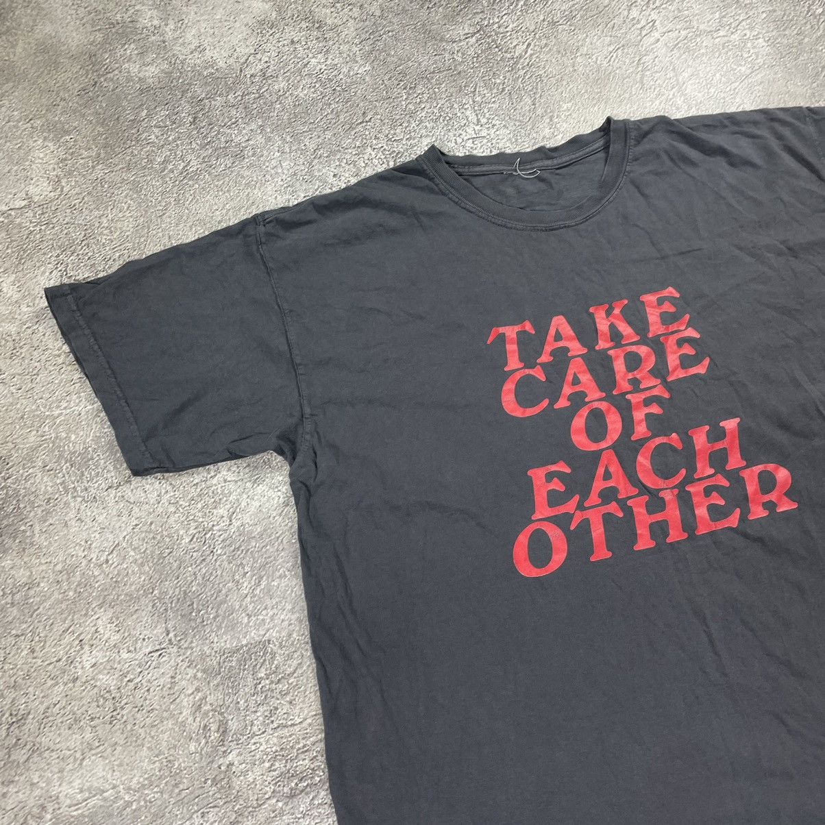 Vintage Vintage 90s Graphic Tee Slogan Take Care Streetwear Boxy XL Size US XL / EU 56 / 4 - 3 Thumbnail