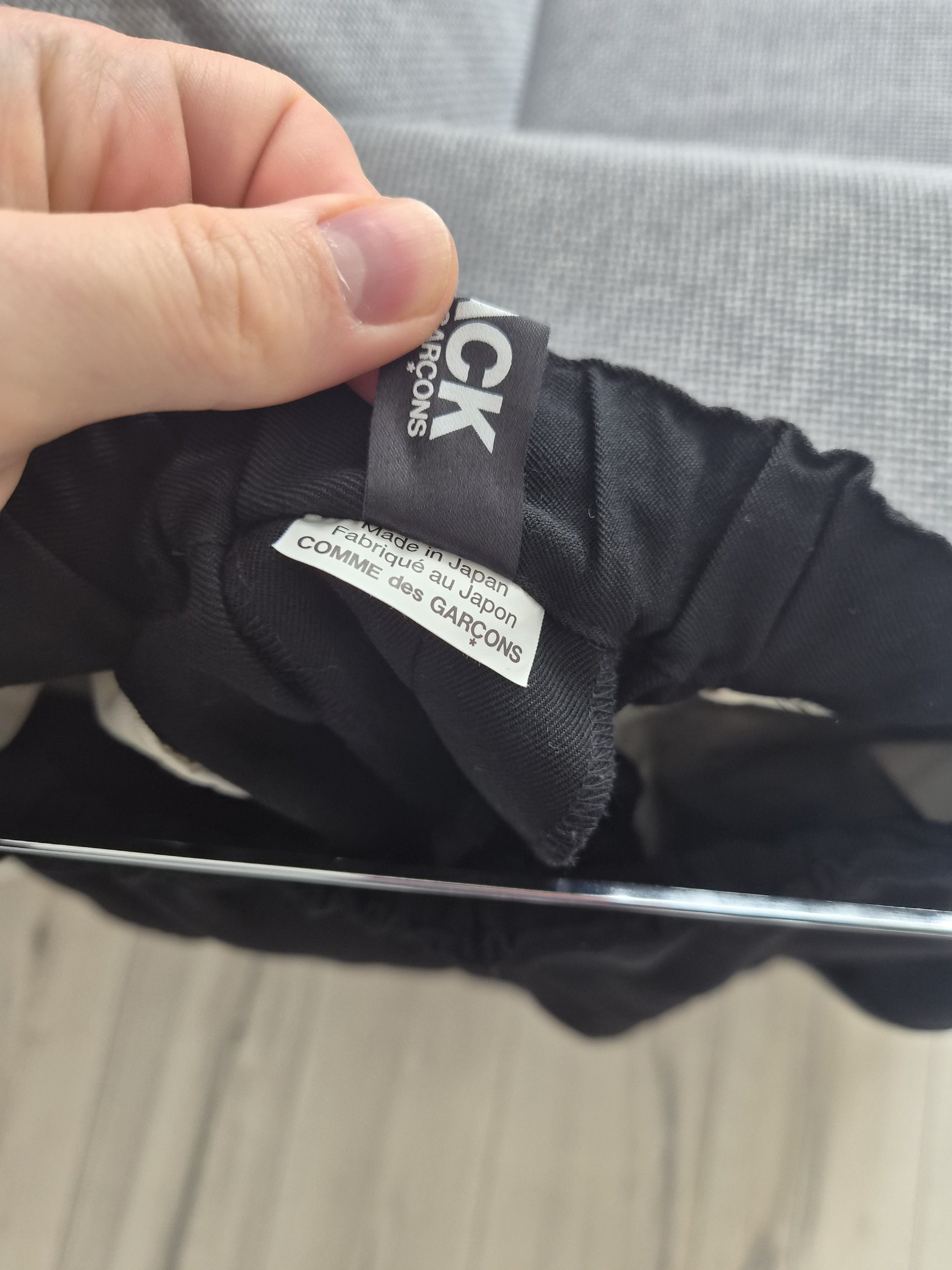 Comme des Garcons Comme des Garcons BLACK wool doughnut pants Size 30" / US 8 / IT 44 - 9 Thumbnail
