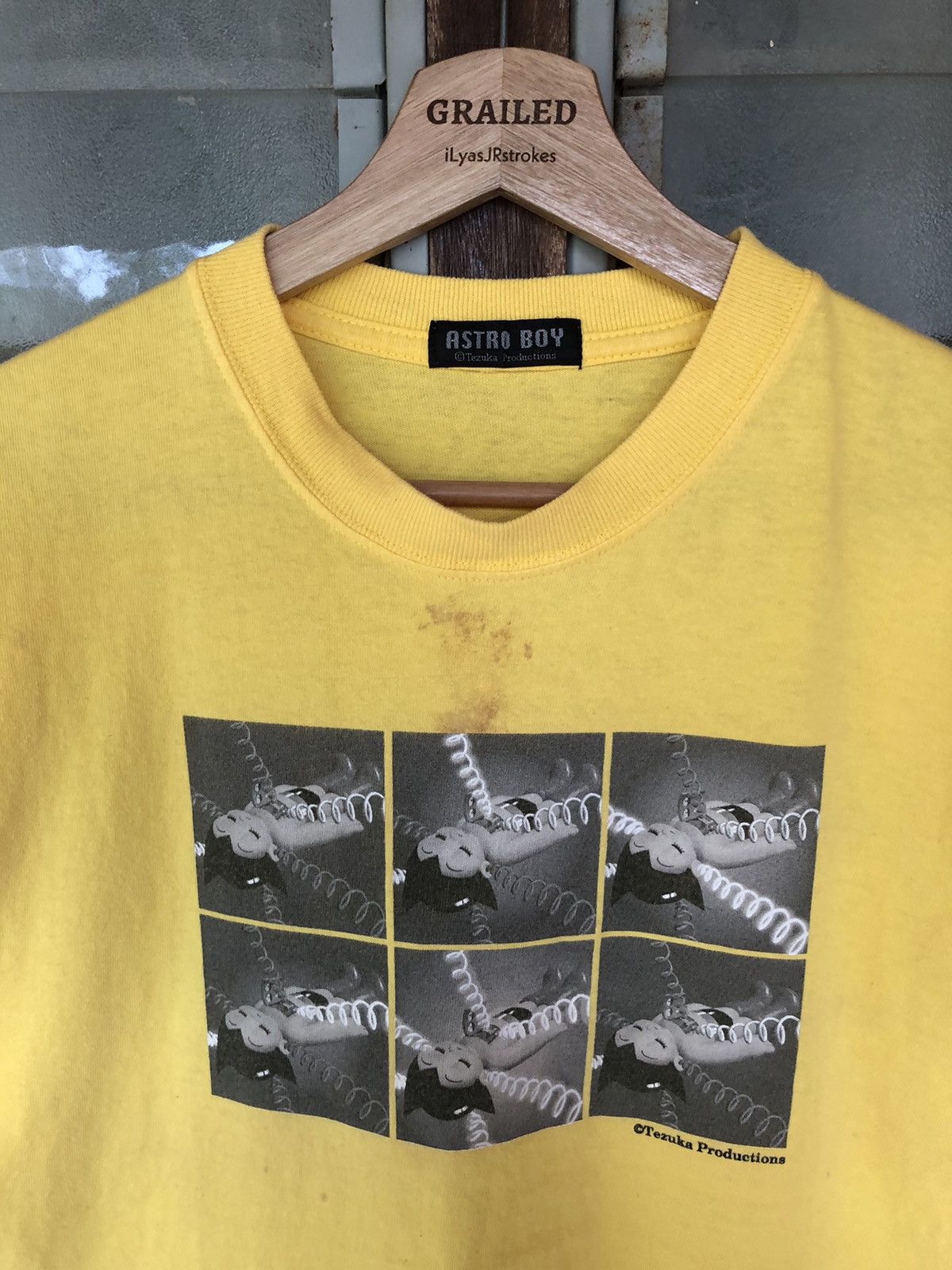 Anime Vintage Astro Boy in 2003 Yellow Shirt Tee Size US L / EU 52-54 / 3 - 4 Thumbnail