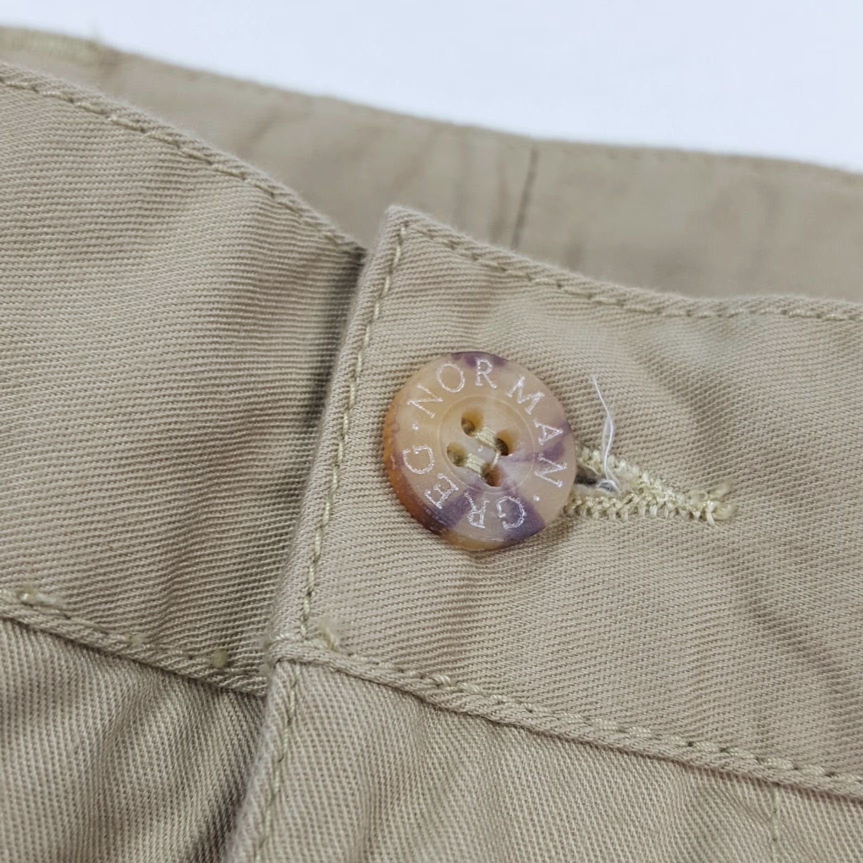 Logo 7 VINTAGE Greg Norman Golf Pleated Khakis Pants 38 Beige Twill 90s Shark Logo Men’s Casual Lounge Size US 38 / EU 54 - 5 Thumbnail